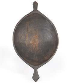 Hand-Crafted Bowl with Pointed Legs, DR Congo