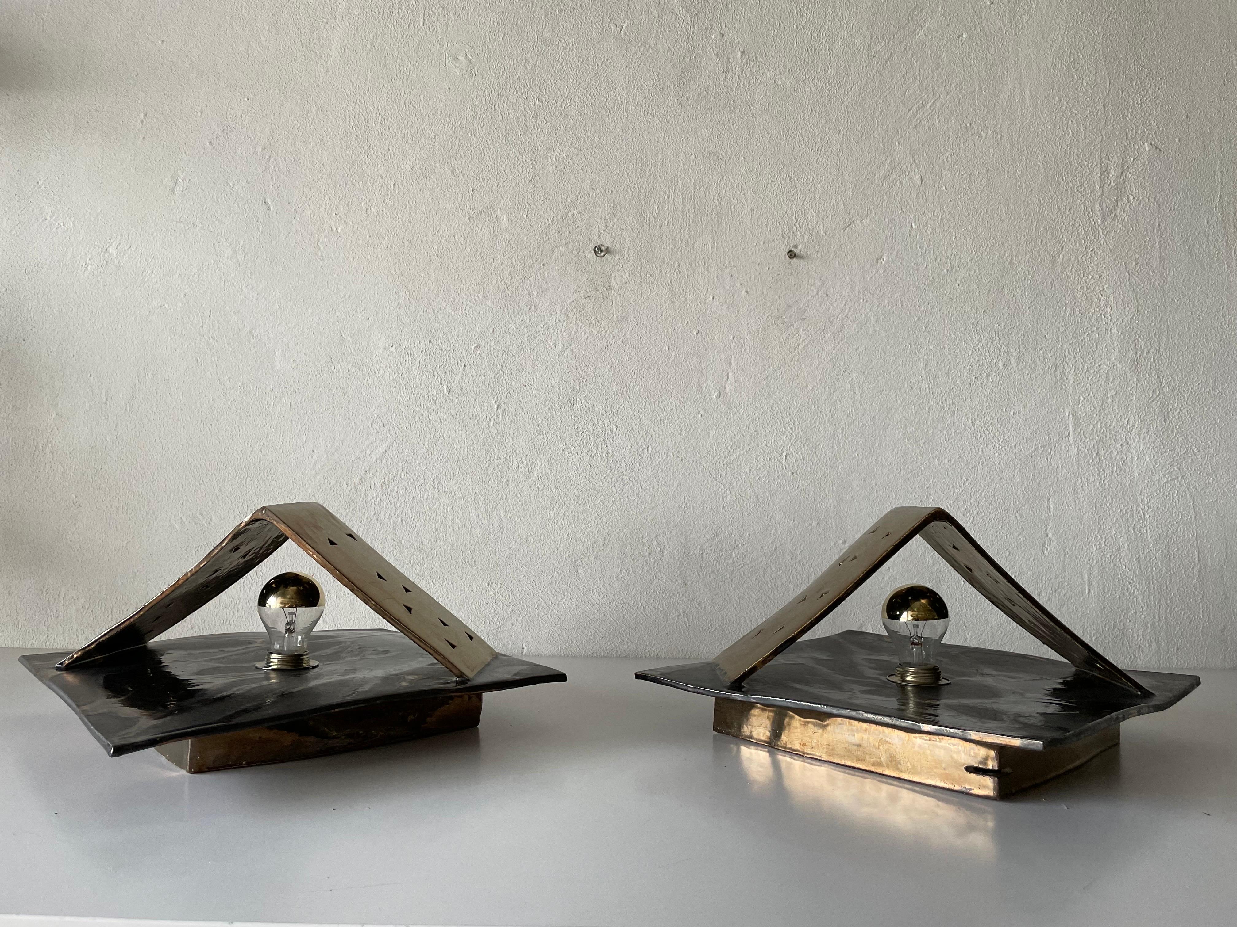 Hand-Crafted Bright Ceramic Pair of Sconces with Reflector, 1950s Germany In Good Condition For Sale In Hagenbach, DE