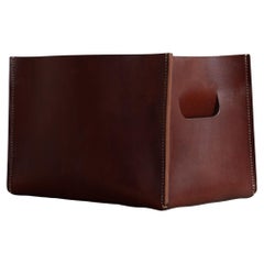 Caja artesanal de cuero inglés marrón y roble