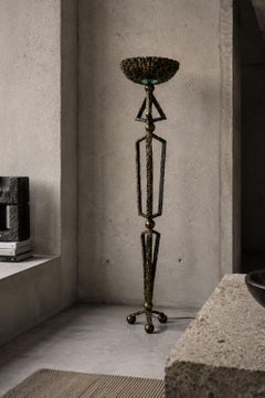 Hand crafted Brutalist Floor lamp Dutch Design 1980 brass metal dimmable