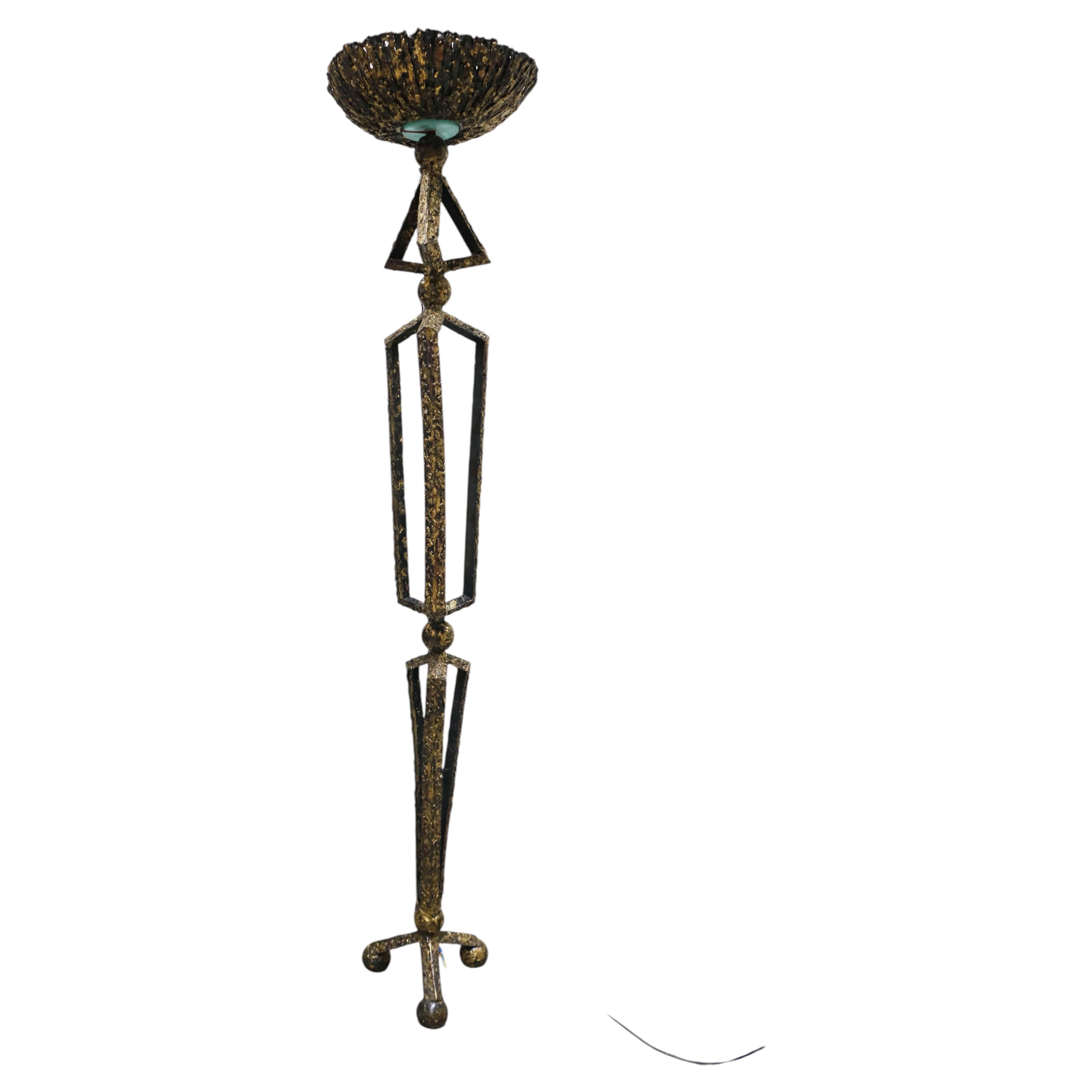 Hand crafted Brutalist Floor lamp Dutch Design 1980 brass metal dimmable For Sale