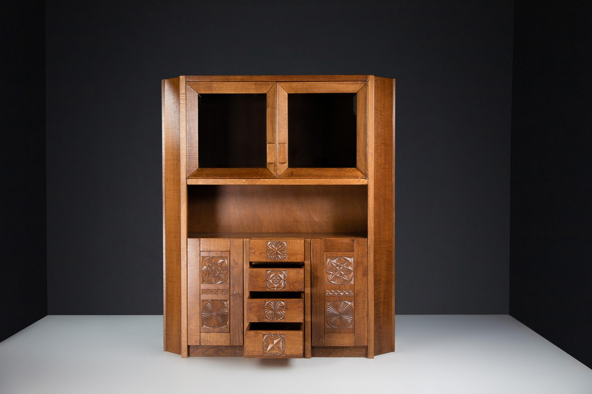 Hand Crafted Brutalist Giuseppe Rivadossi Glazed Cabinet in Oak Italy, the 1970s For Sale 4