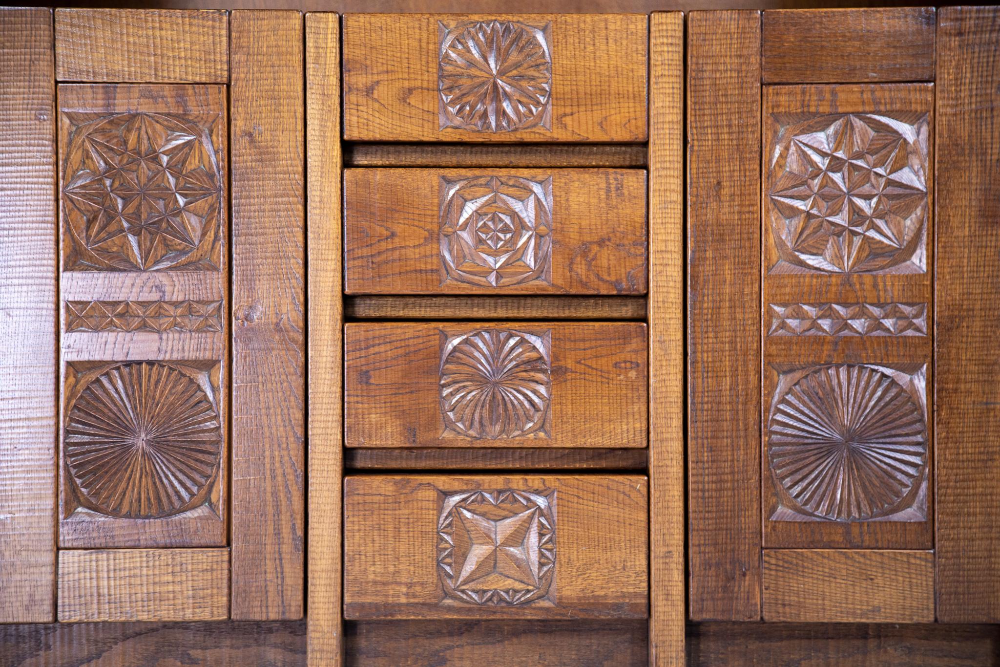 Hand Crafted Brutalist Giuseppe Rivadossi Glazed Cabinet in Oak Italy, the 1970s For Sale 2