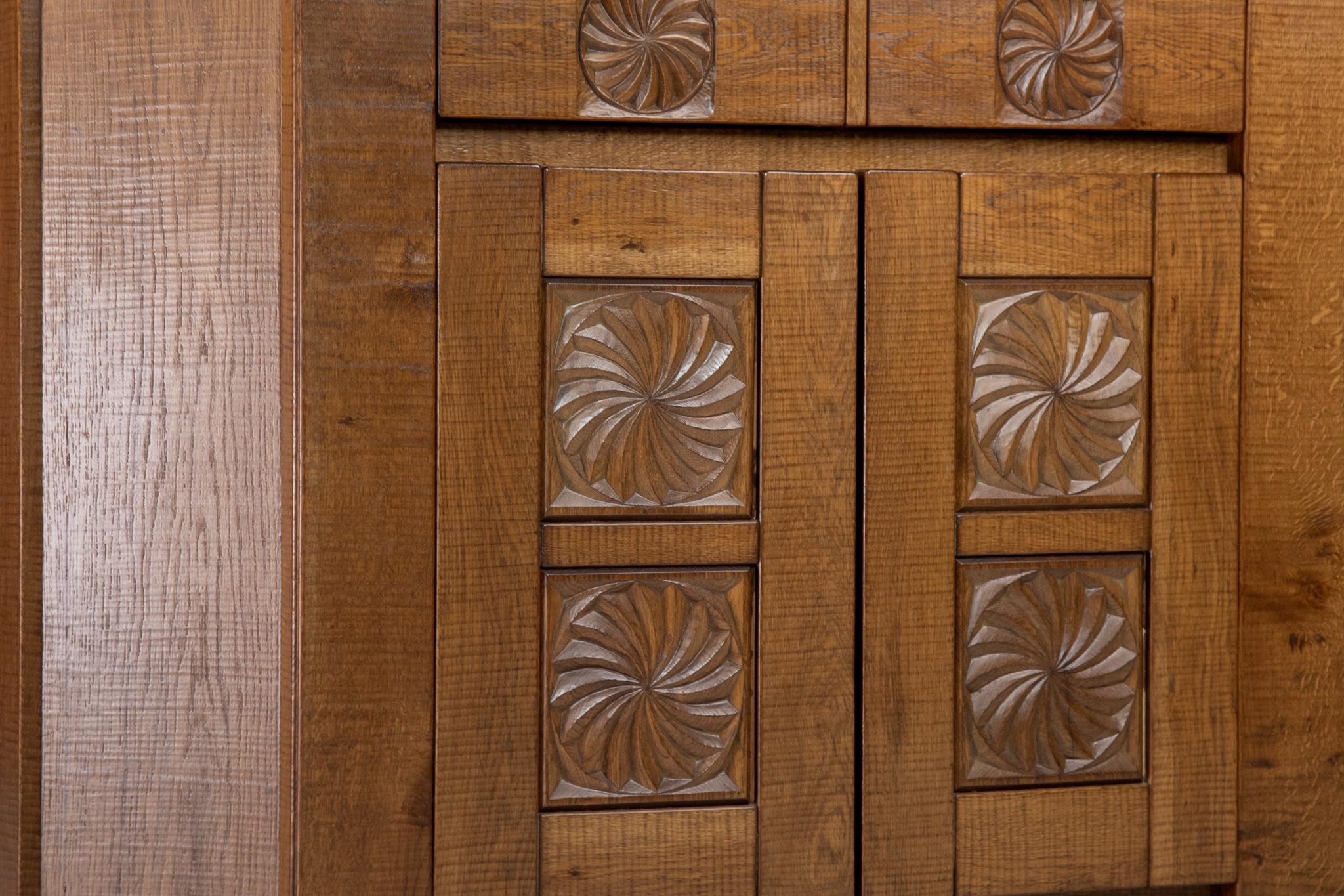 Hand Crafted Brutalist Giuseppe Rivadossi Sideboard in Oak Italy, the 1970s In Good Condition For Sale In Almelo, NL