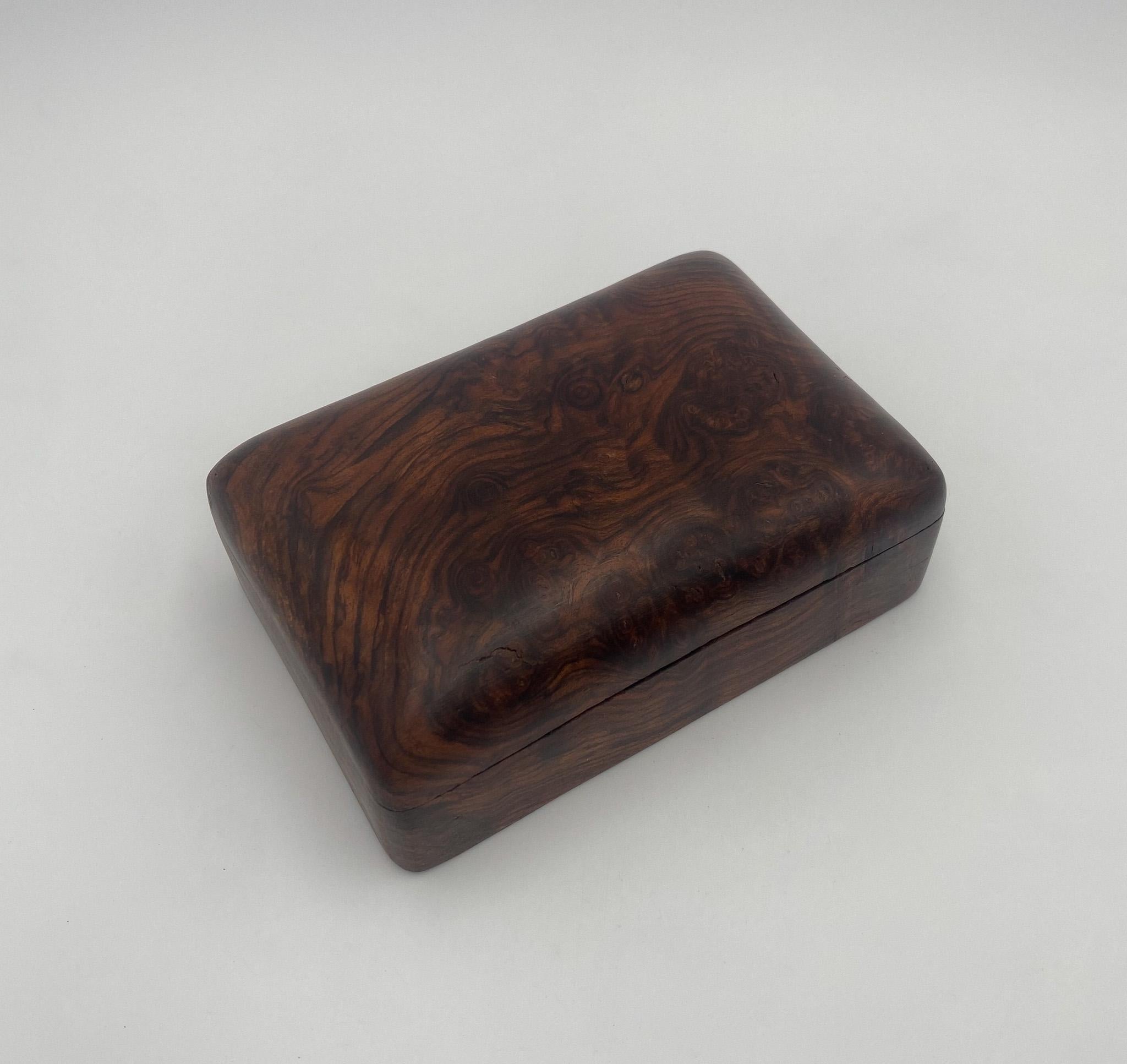 Mid-Century Modern Hand Crafted Burl Walnut Wood Box, 1970's  For Sale