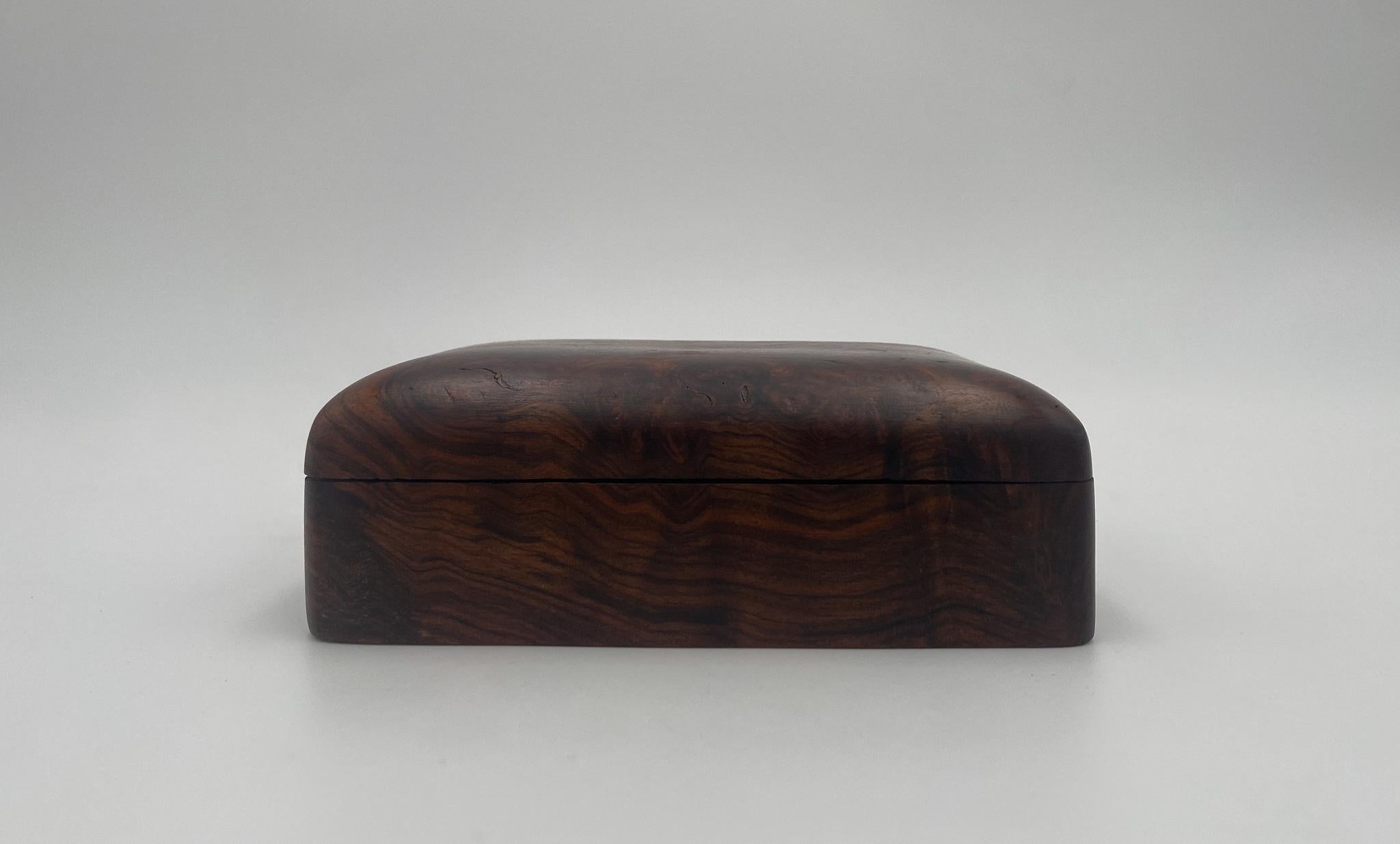 Hand Crafted Burl Walnut Wood Box, 1970's  In Good Condition For Sale In Costa Mesa, CA