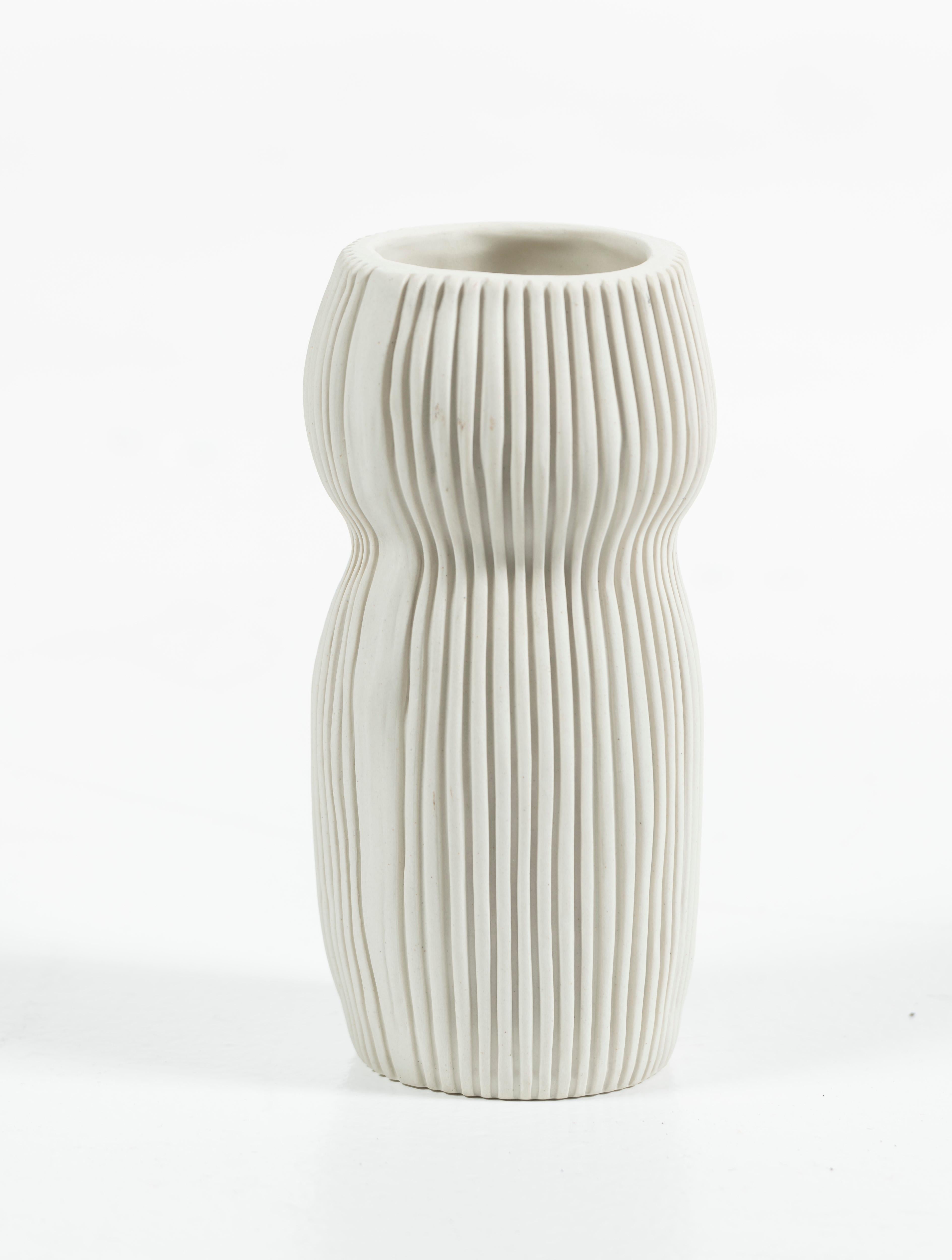 Hand-Crafted Hand Crafted Contemporary Ceramic Vase in Cream, signed For Sale