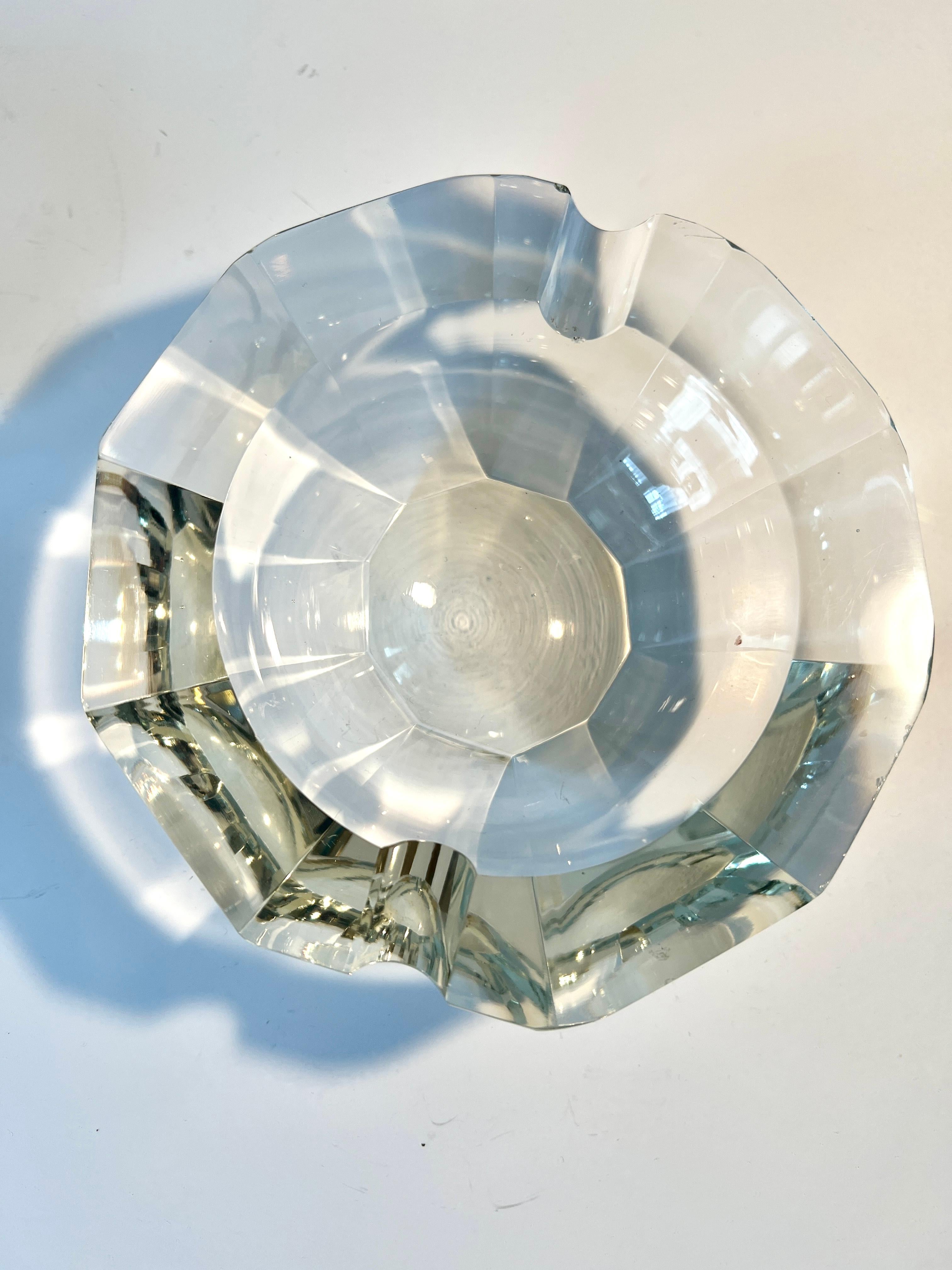 Cenicero o 420 de cristal artesanal de Flavio Poli siglo XX en venta