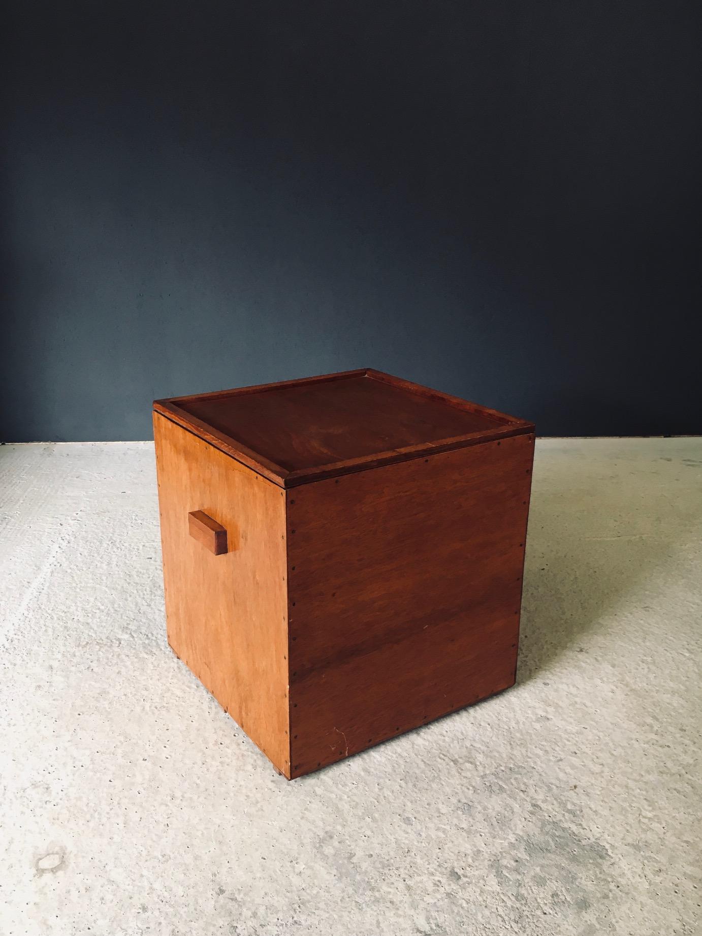 Vintage Hand Crafted Cubical Design Storage Box Side Table. Made in Belgium, 1950's period. Triplex wood and solid beech wood constructed box table, that can be used as storage. With 2 beautiful square handles on each side. Lid opens up on top. This