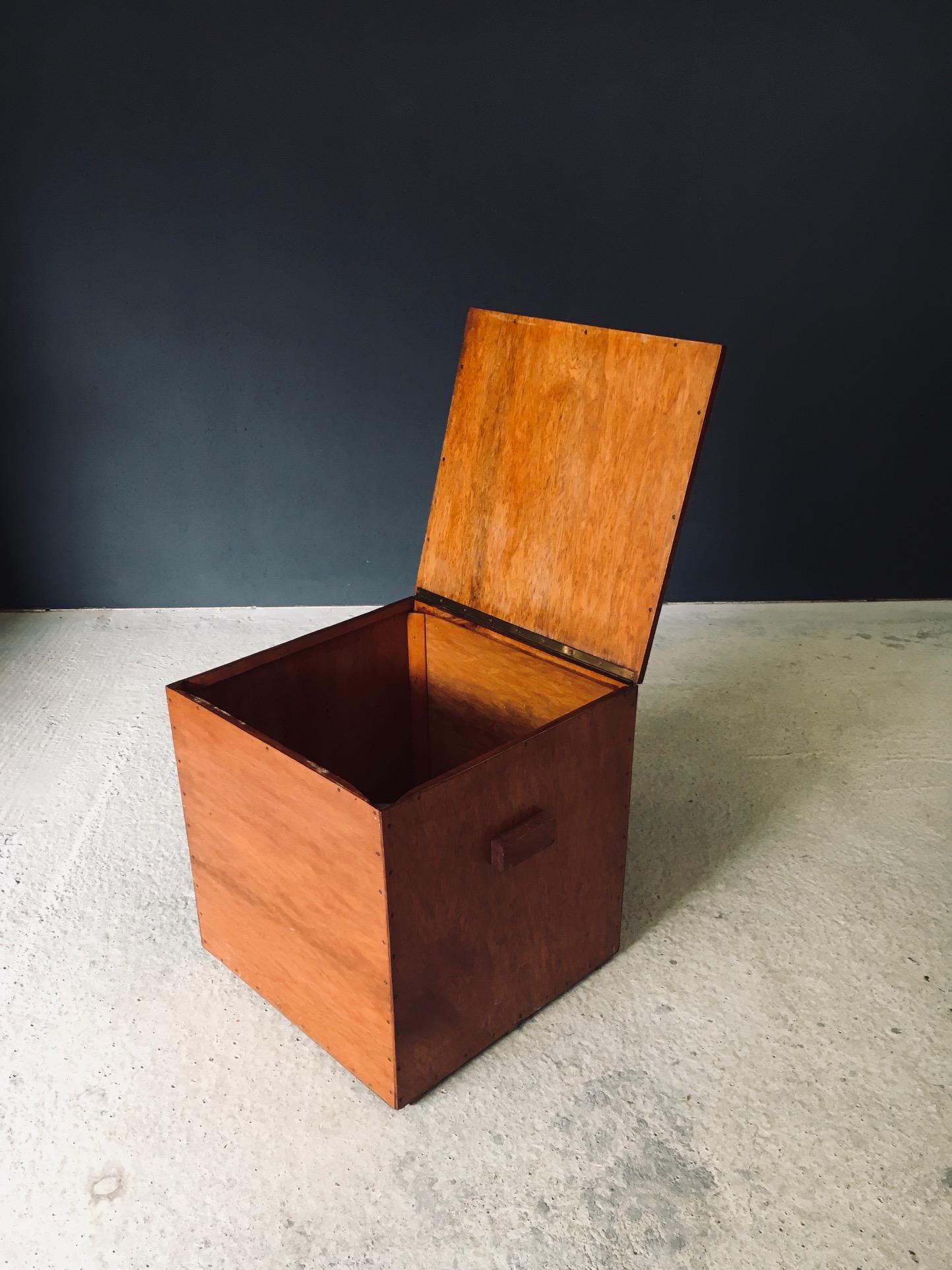 Hand Crafted Cubical Design Storage Box Side Table, Belgium 1950's For Sale 1
