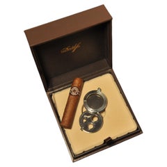 Handgefertigter runder Zigarrenkrug aus Stahl von Davidoff mit Original-Geschenkkasten 