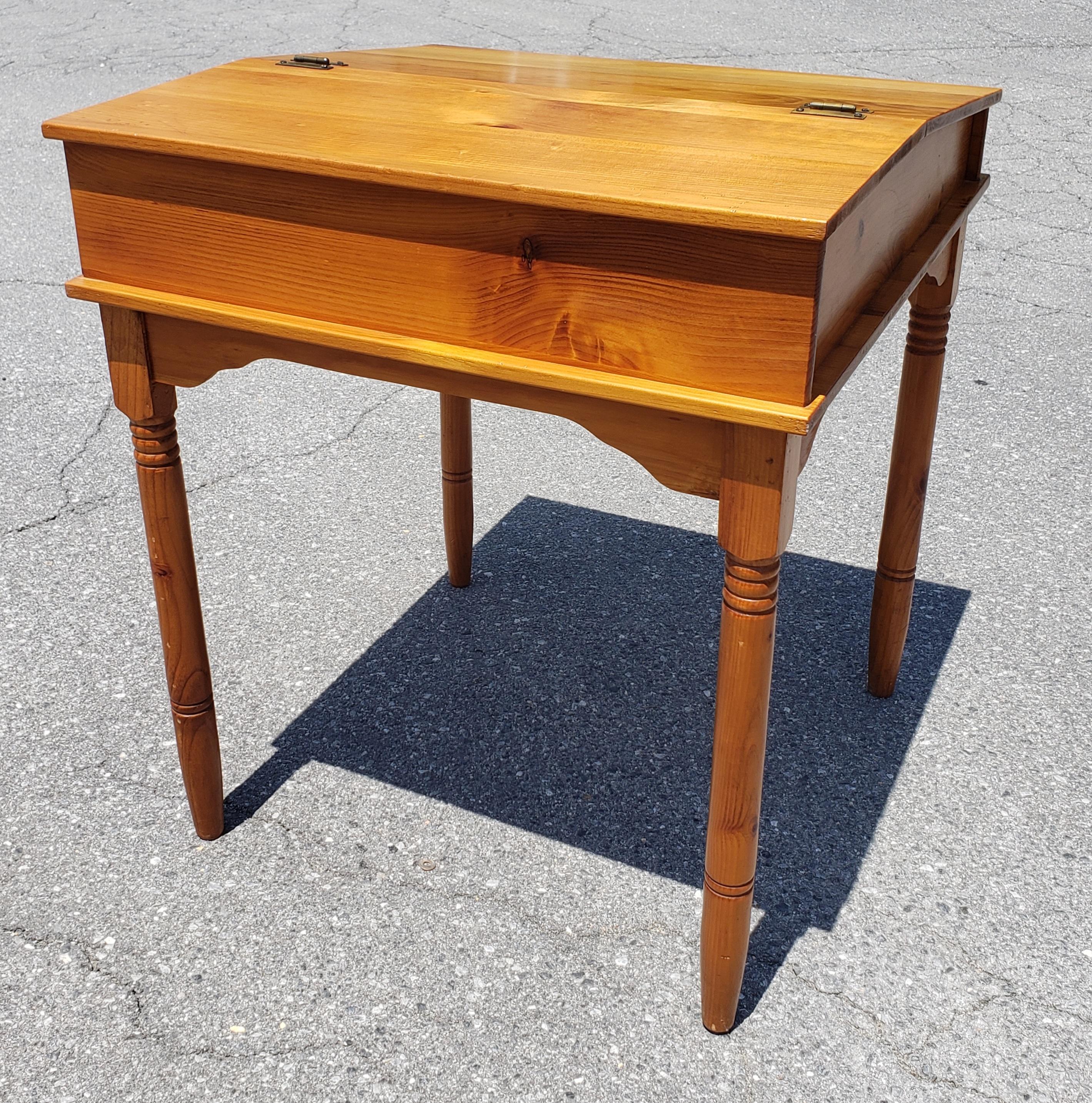 20th Century Hand-Crafted Early American Style Solid Pine Slant Front Writing Desk  For Sale