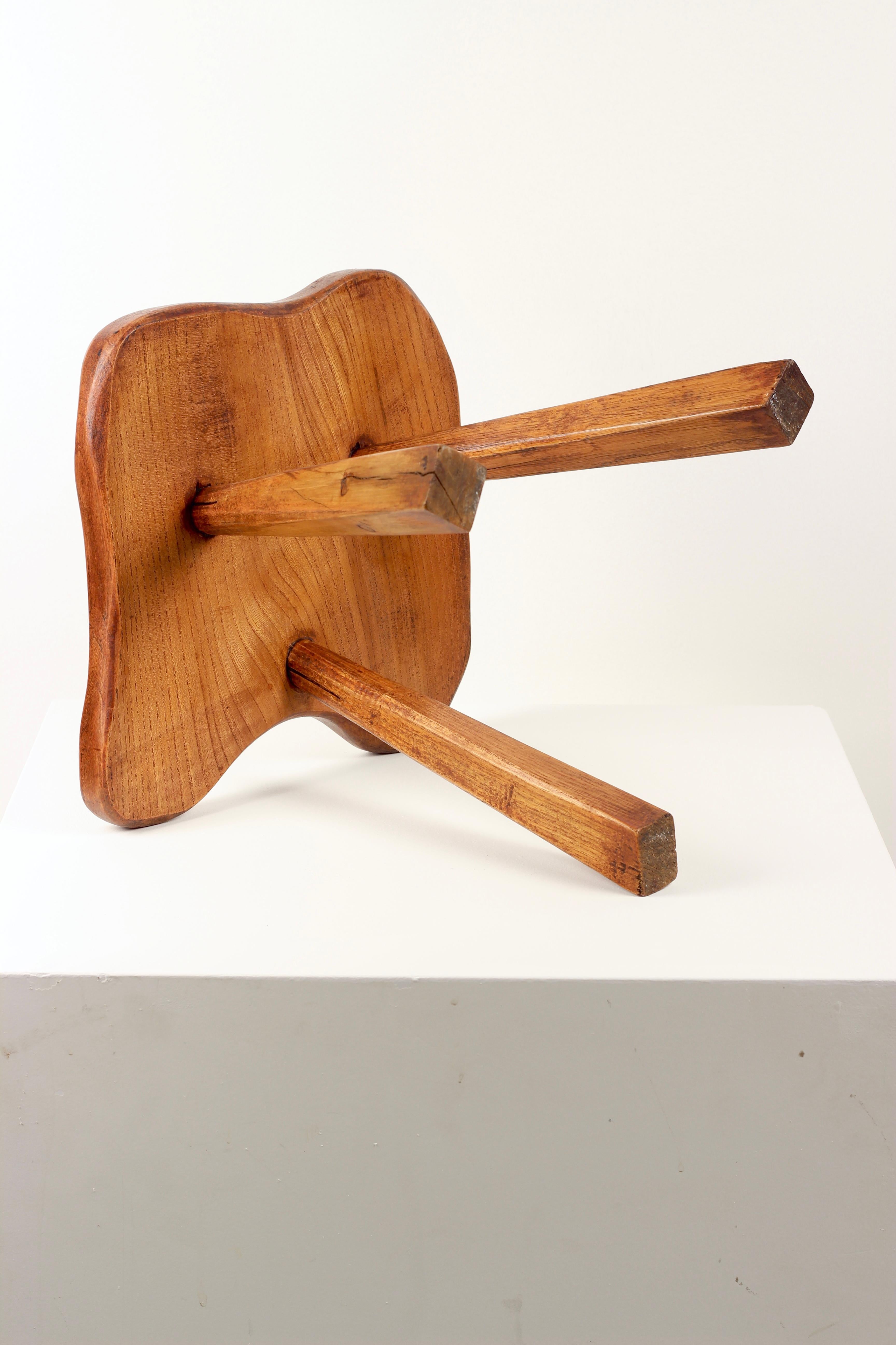 Hand-Crafted Folk Art Primitive Elm Stool  Sculptural Rustic Form For Sale 6