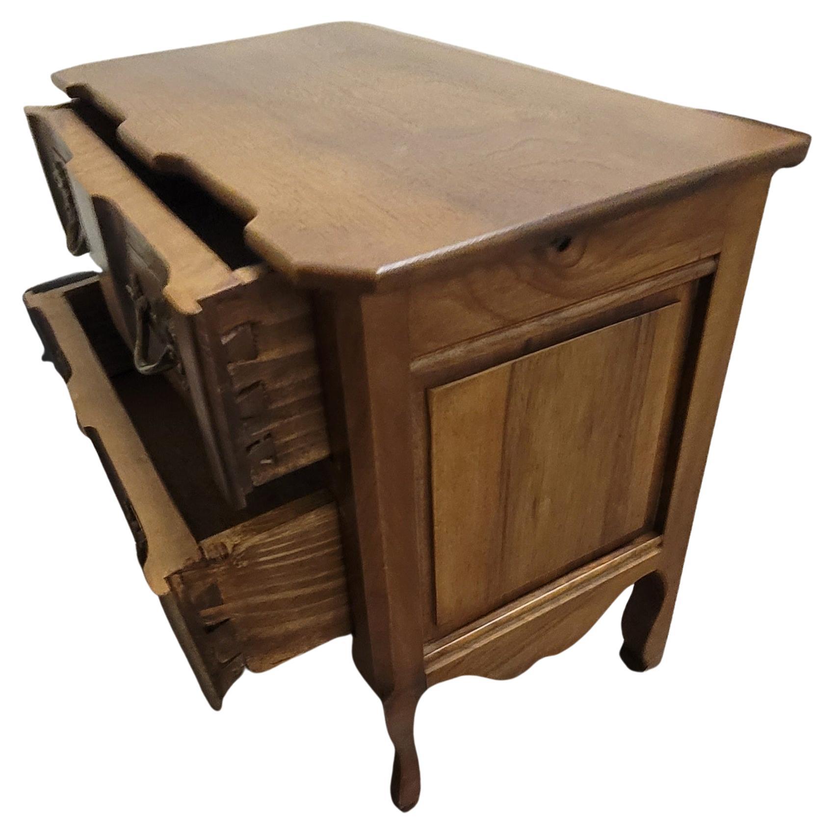 Hand-Crafted French Provincial Walnut Diminutive Commode w/ Hand-Rubbed Finish For Sale 3