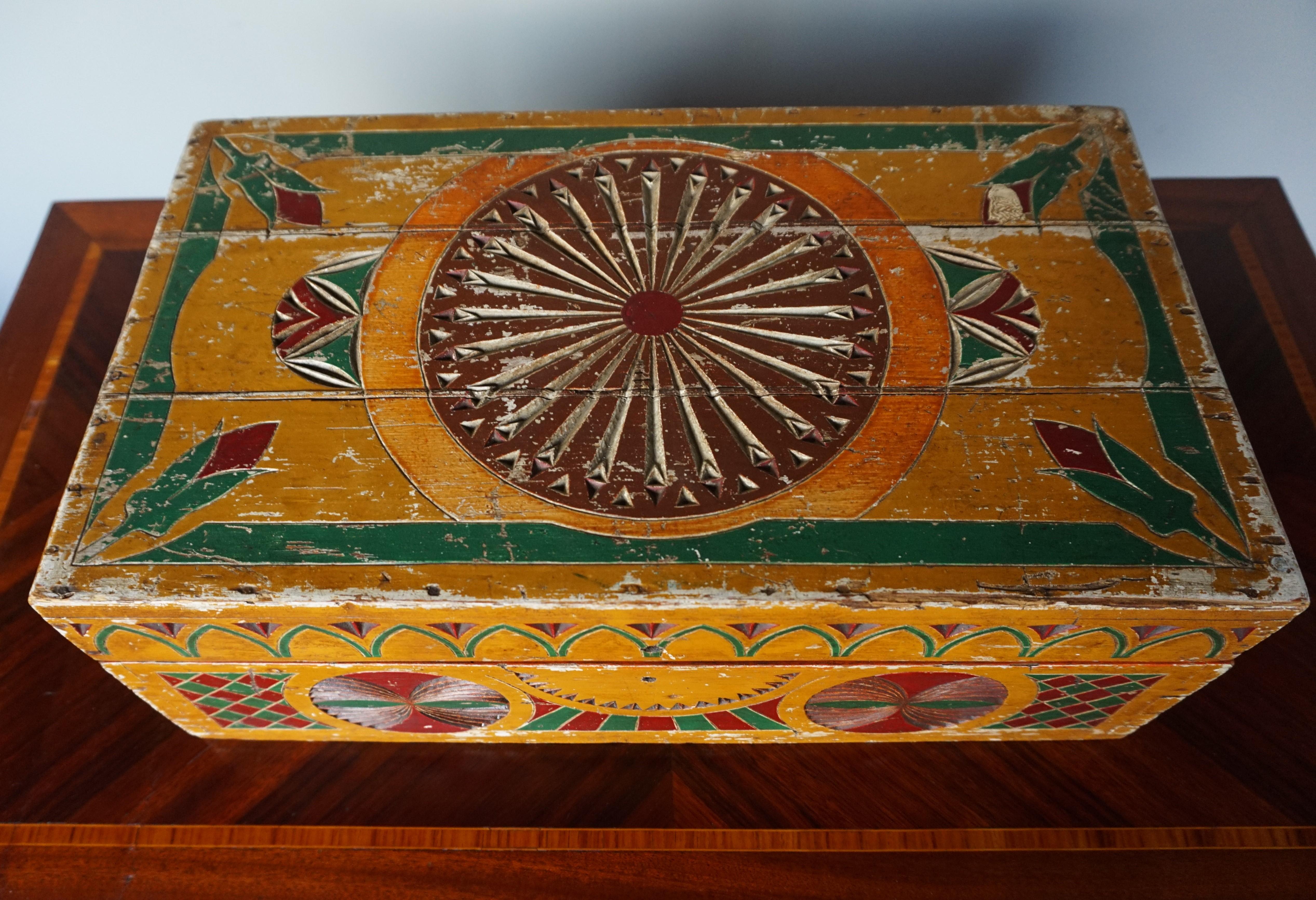 Dutch Hand-Crafted, Hand Carved & Hand Painted Arts and Crafts Box w. Stylized Flowers