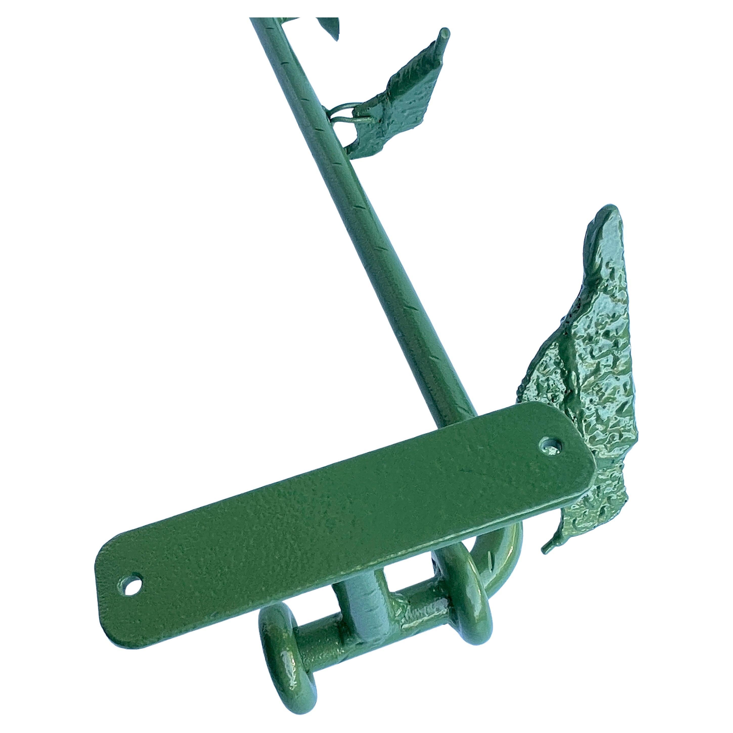 Hand-Crafted Iron Wall Bar Rod With Birds, Green Powder-Coated For Sale 5