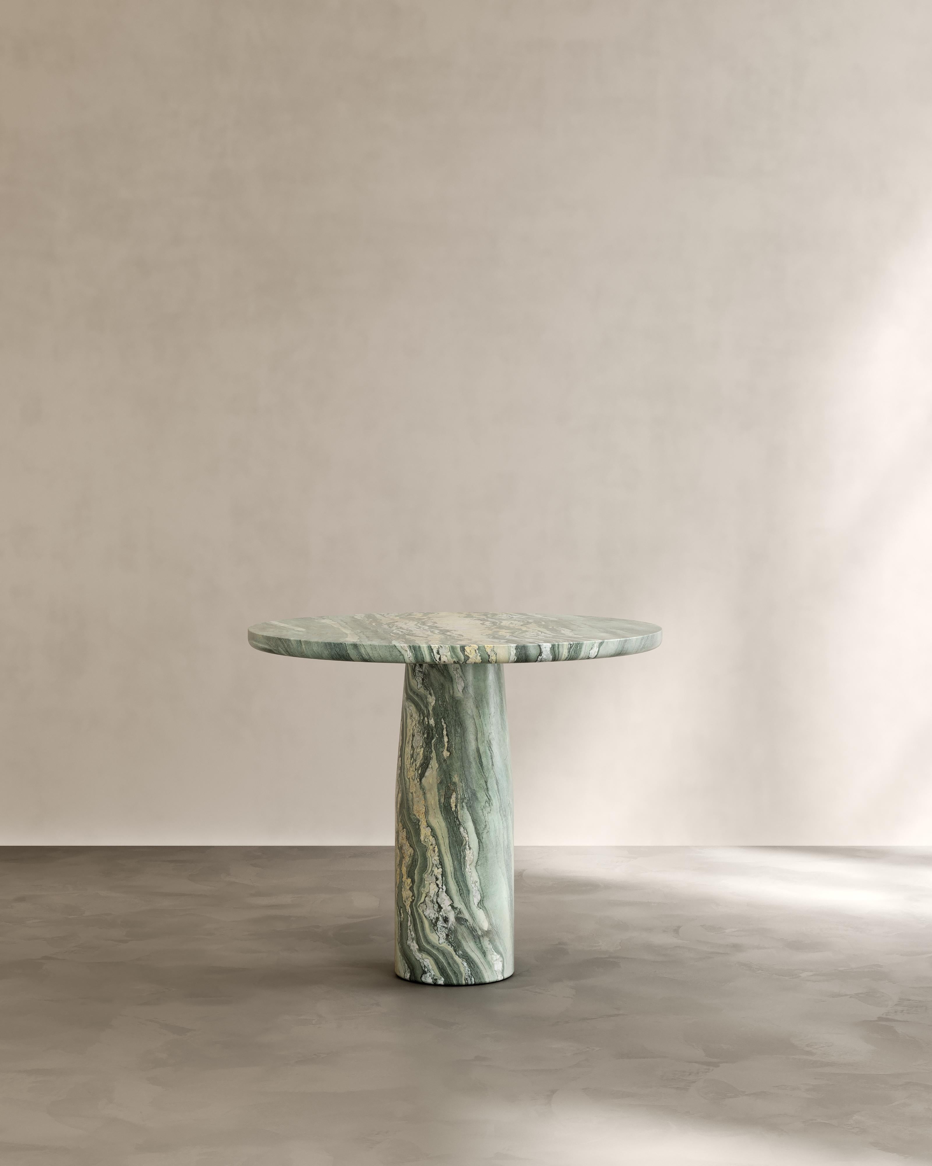Table de salle à manger artisanale Isola I en marbre Verde Breccia par Paloma Editions Neuf - En vente à Geneve, CH