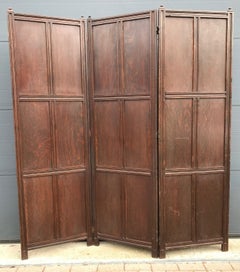 Schermo pieghevole o divisorio in legno massiccio di Oak Oak, realizzato a mano, di grandi dimensioni e di tipo artigianale.