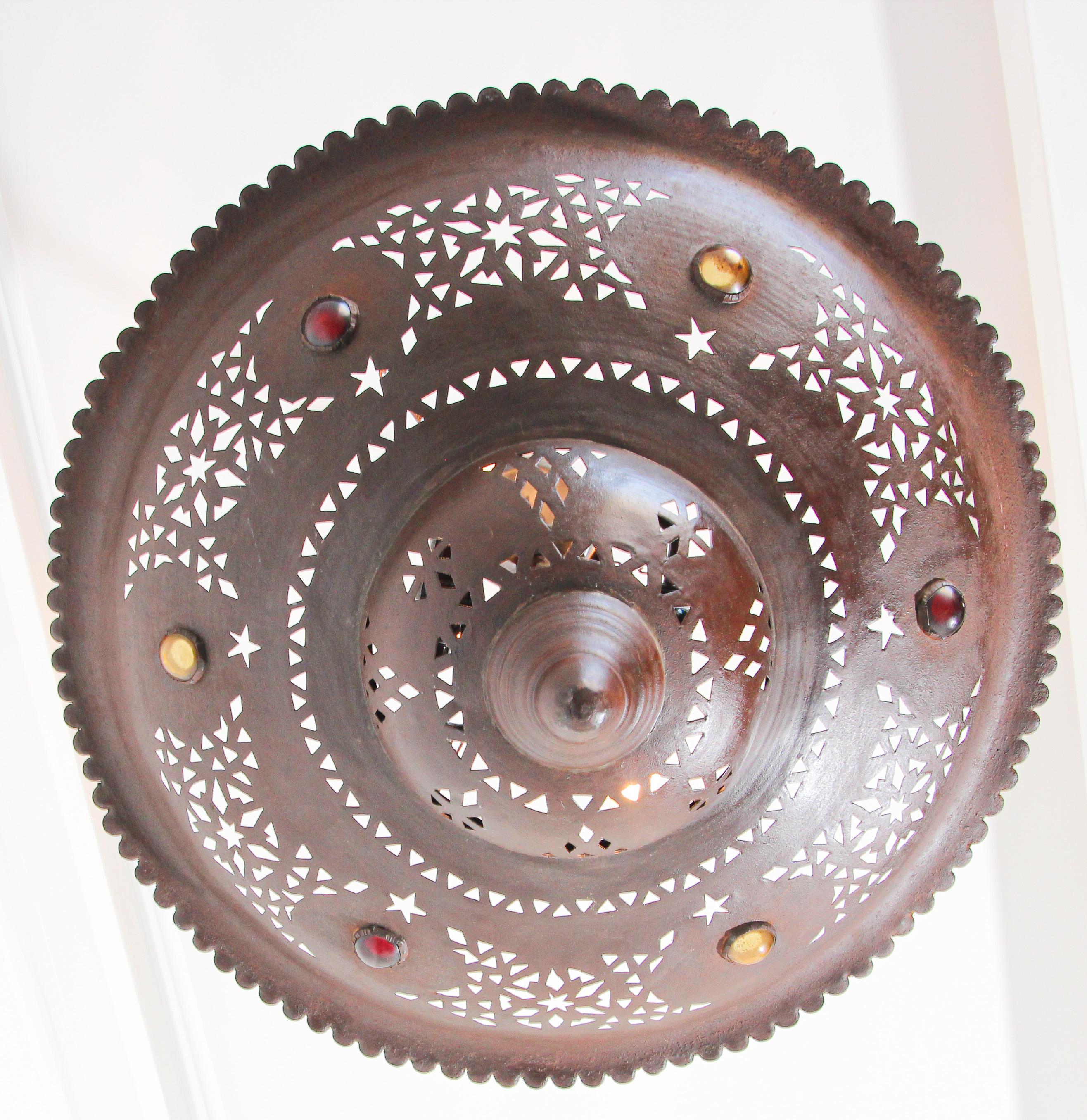 Handcrafted Moroccan Metal Chandelier with Moorish Design In Good Condition For Sale In North Hollywood, CA
