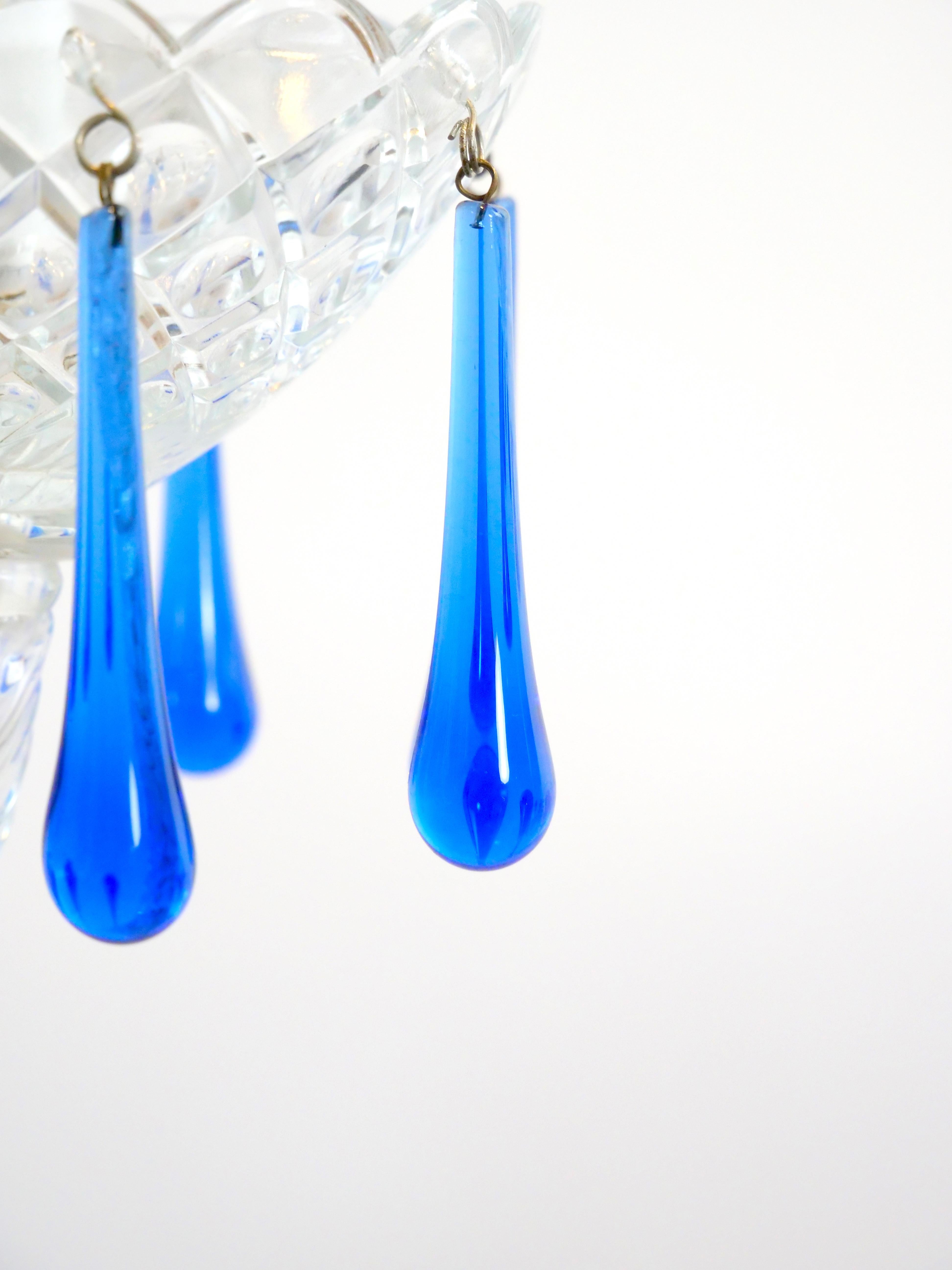 Hand Crafted / Mouth Blown Blue Venetian Murano Glass Six Arm Chandelier In Good Condition For Sale In Tarry Town, NY