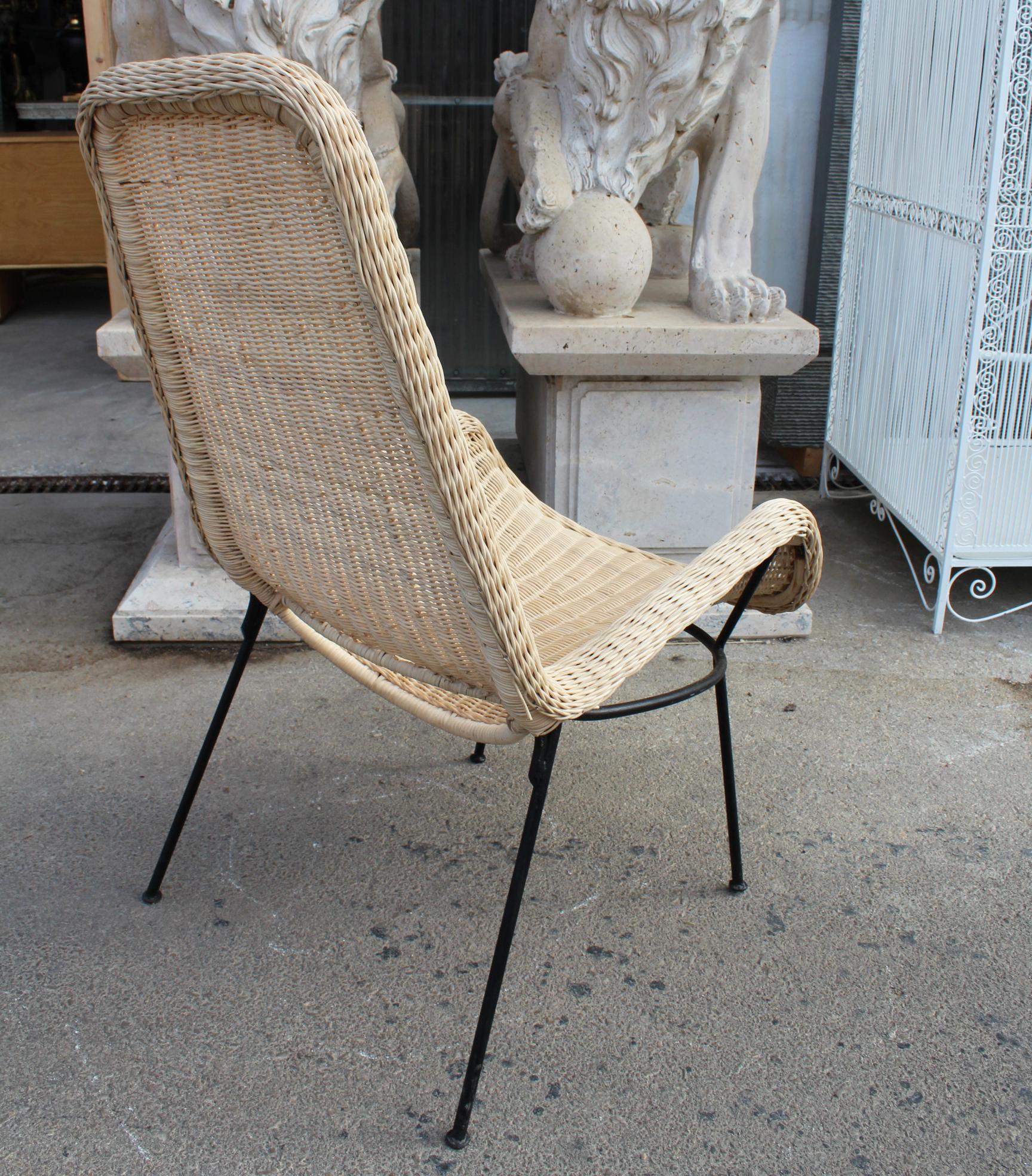 Hand Crafted Natural Rattan Chair with Iron Legs and Back In Good Condition In Marbella, ES