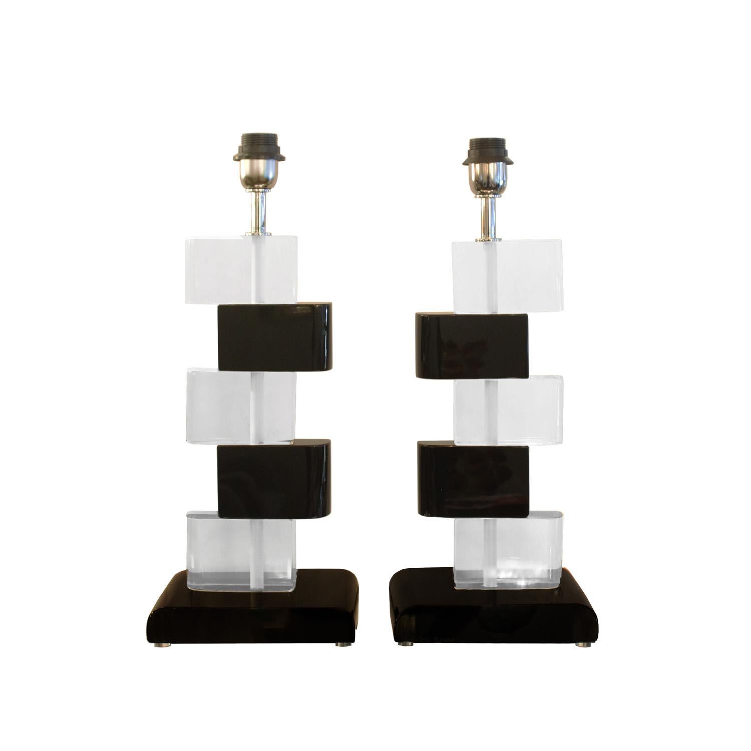 Pair of alternating stacked Murano glass block and chrome table lamps. Italian, 2022. Glass blocks pivot around a chrome stem and can be arranged differently.

Lamp shades sold separately. Customization of glass color is available. Lead time 5-6