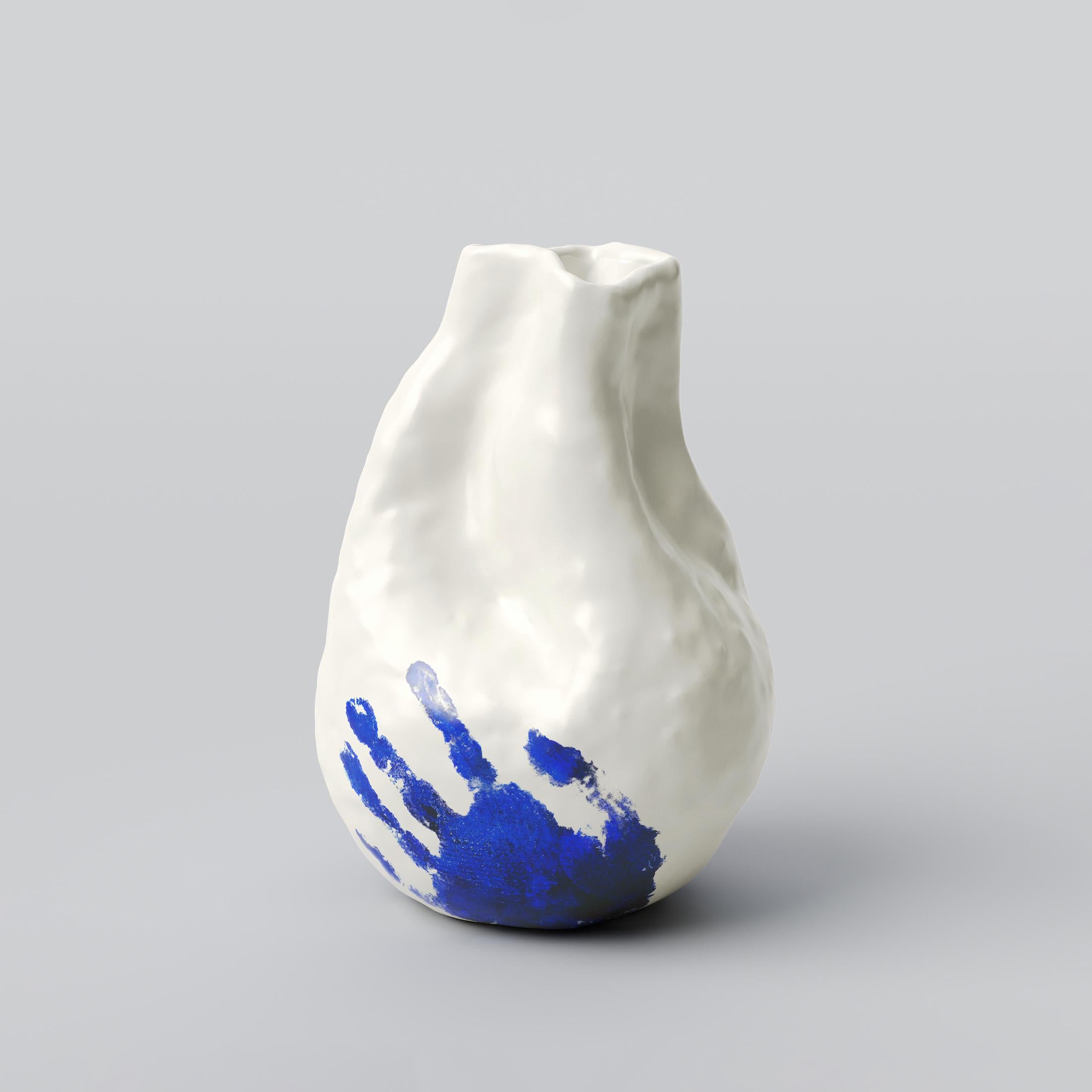 Hand-Crafted Hand-crafted Porcelain Alexis Vase For Sale