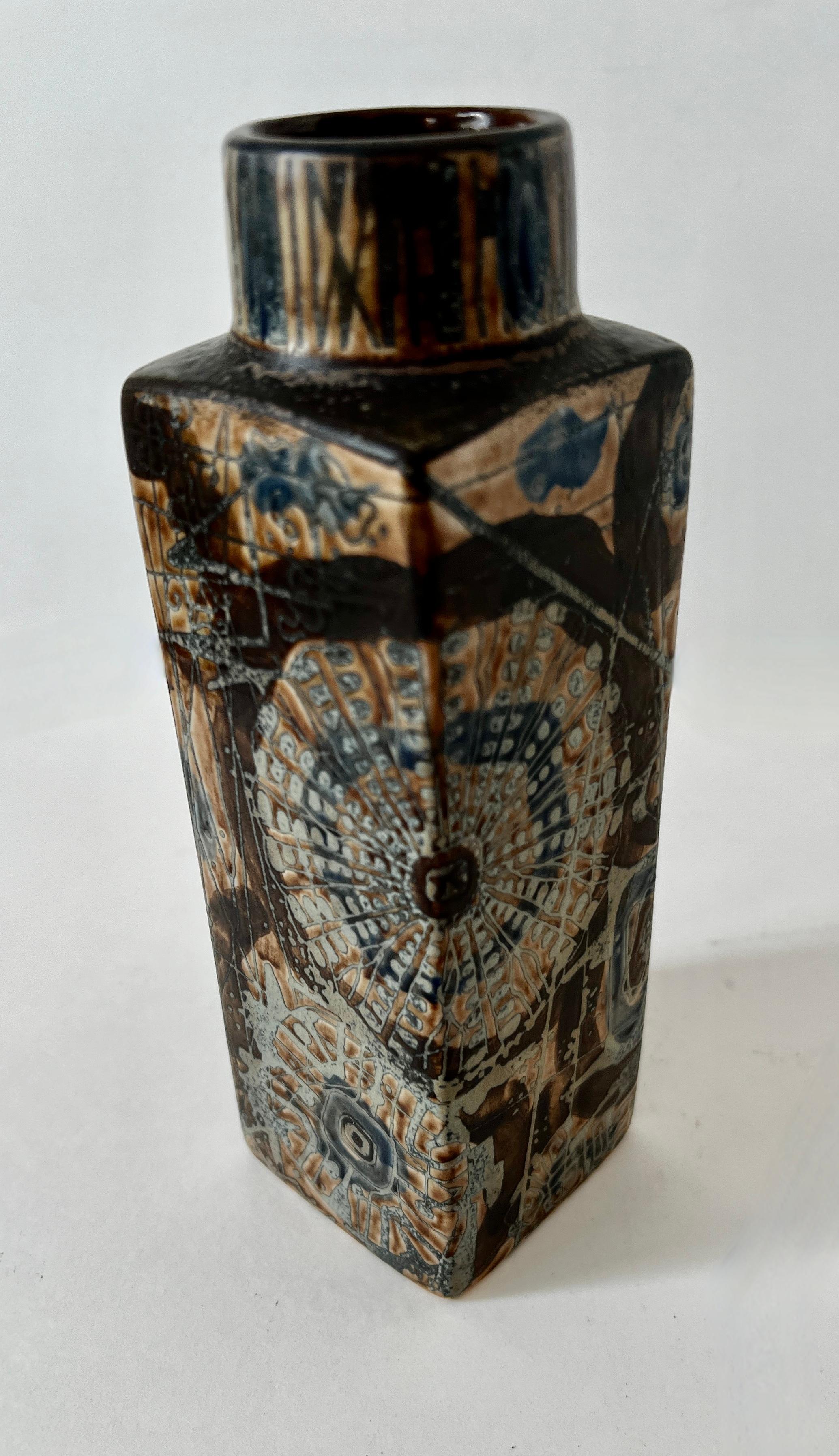 Hand Crafted Royal Copenhagen Pottery Vase with Sunbursts In Good Condition For Sale In Los Angeles, CA