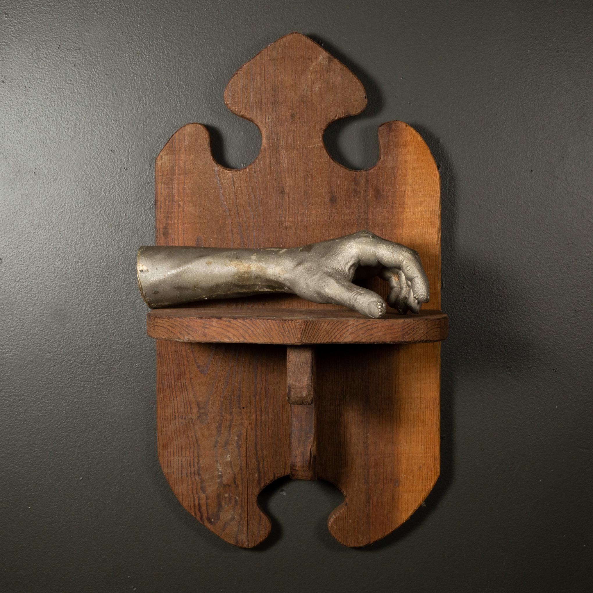 Estantería de pared rústica hecha a mano c.1940 Estadounidense