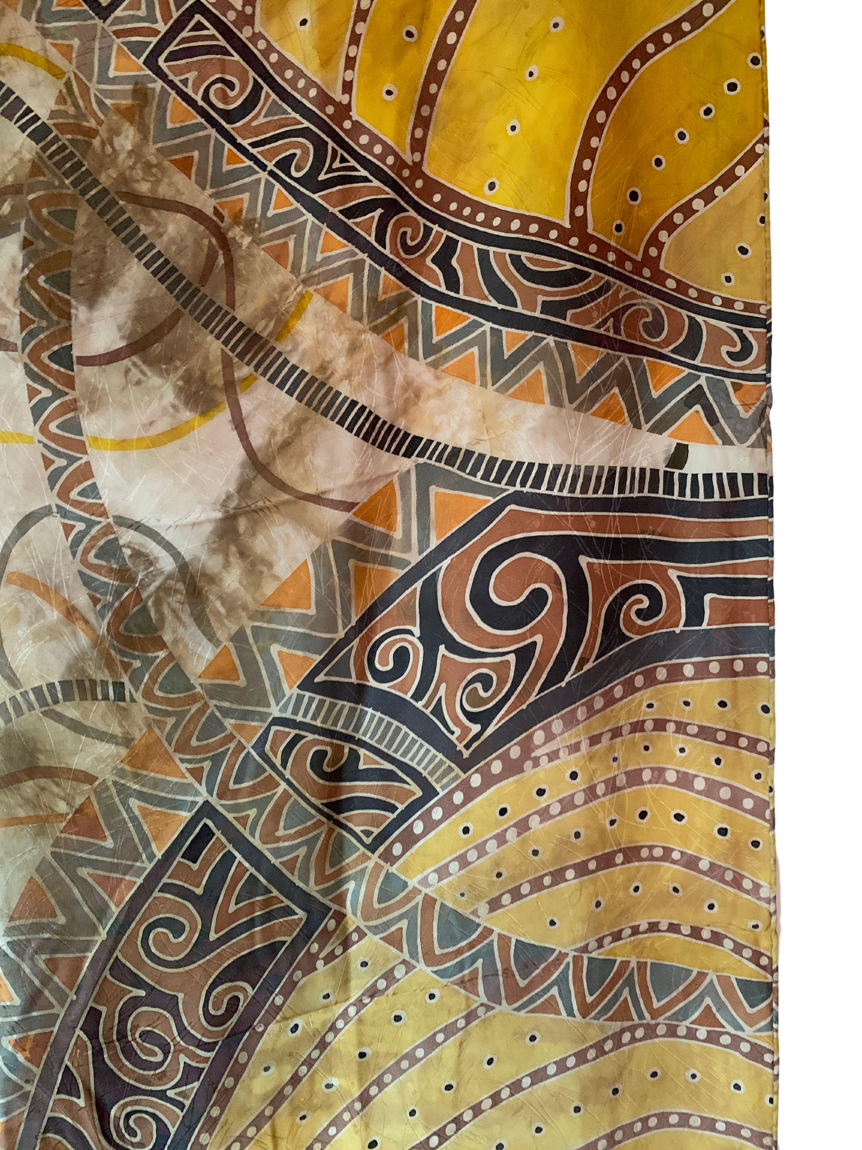 Malaisien Textile en soie Shantung fait à la main avec de superbes détails en vente