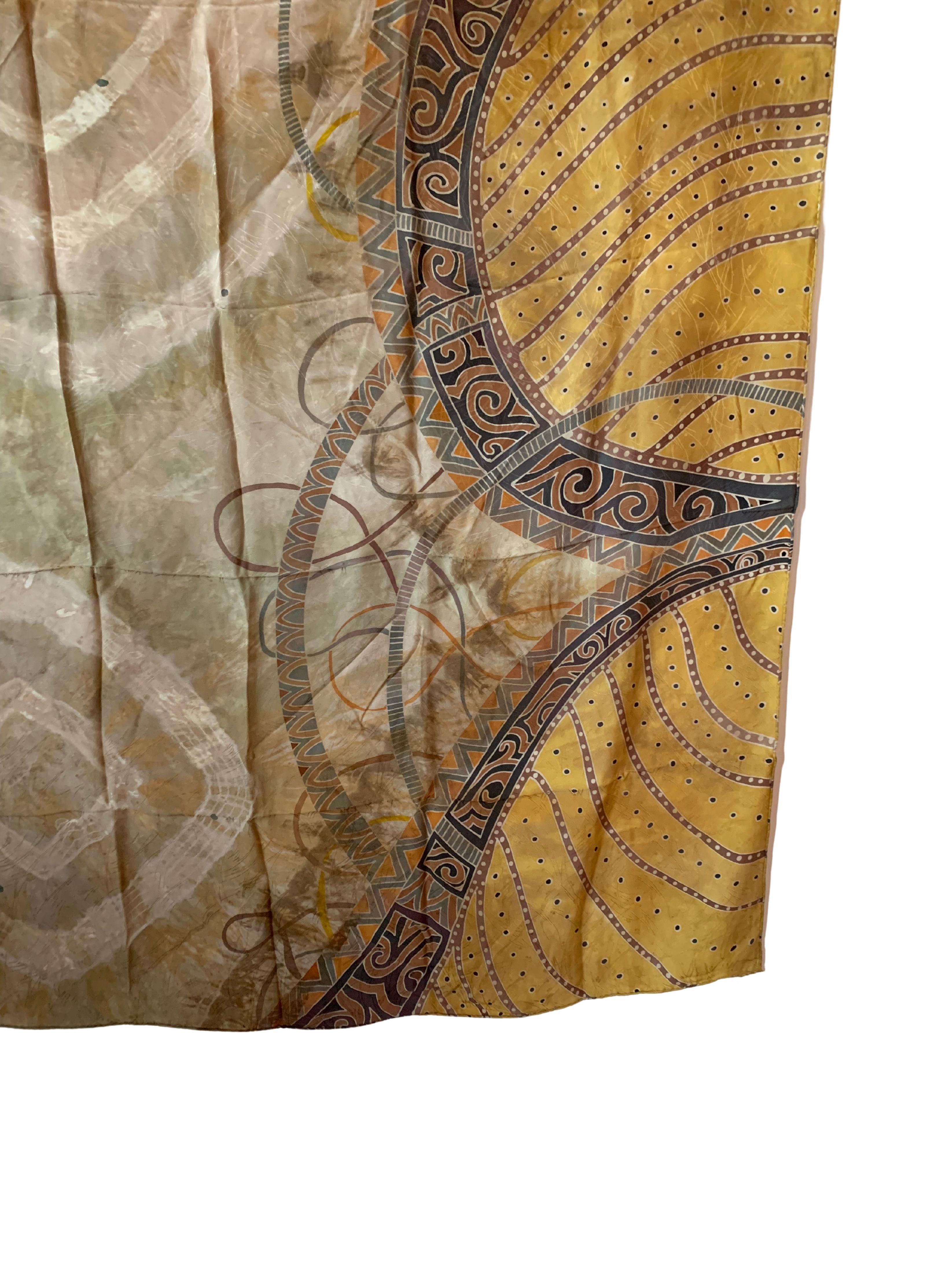 Handgefertigtes Shantung-Shantung-Seidentextil mit atemberaubenden Details im Angebot 1