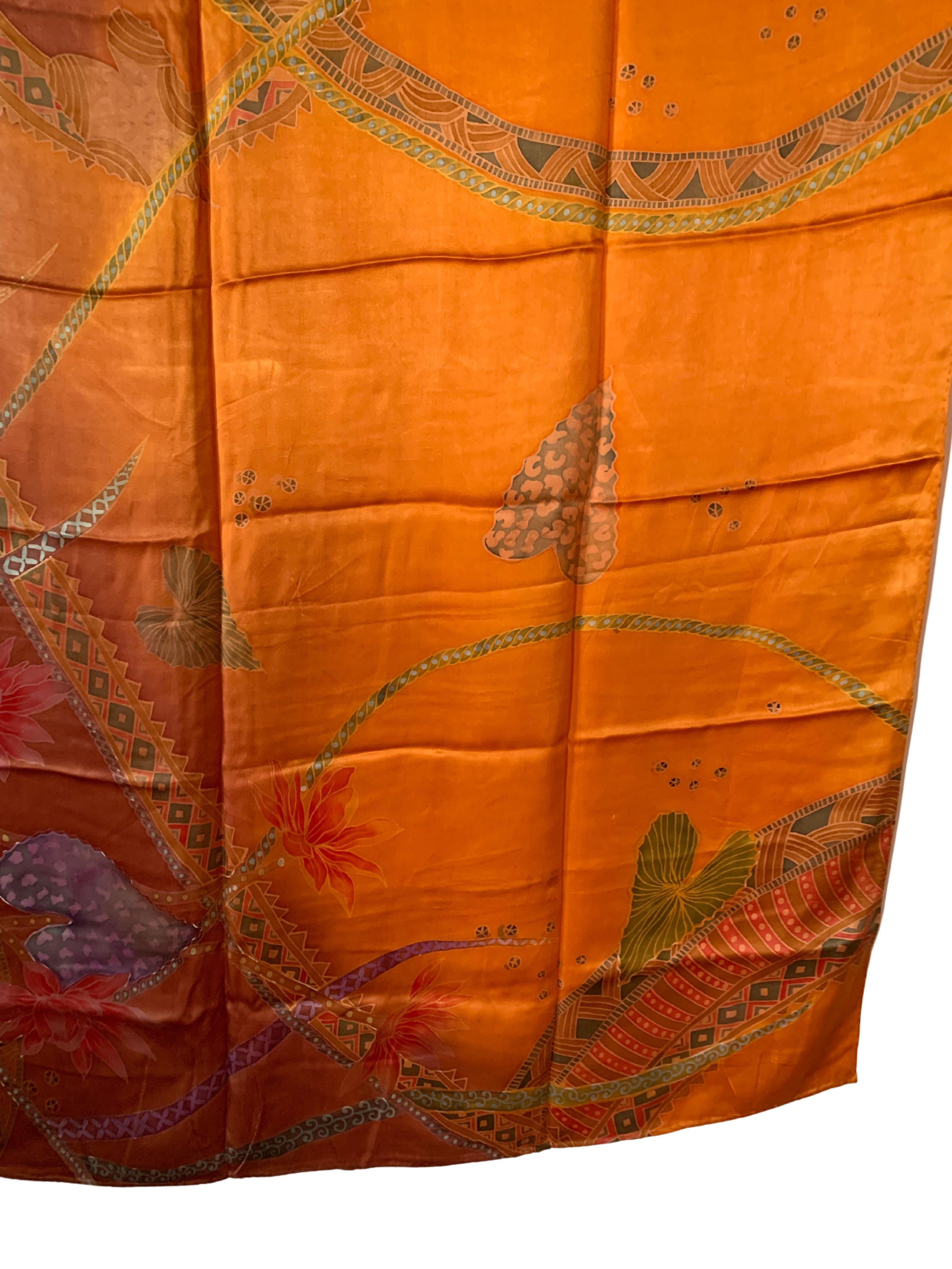 Fait main Textile en soie fait à la main avec des détails étonnants en vente
