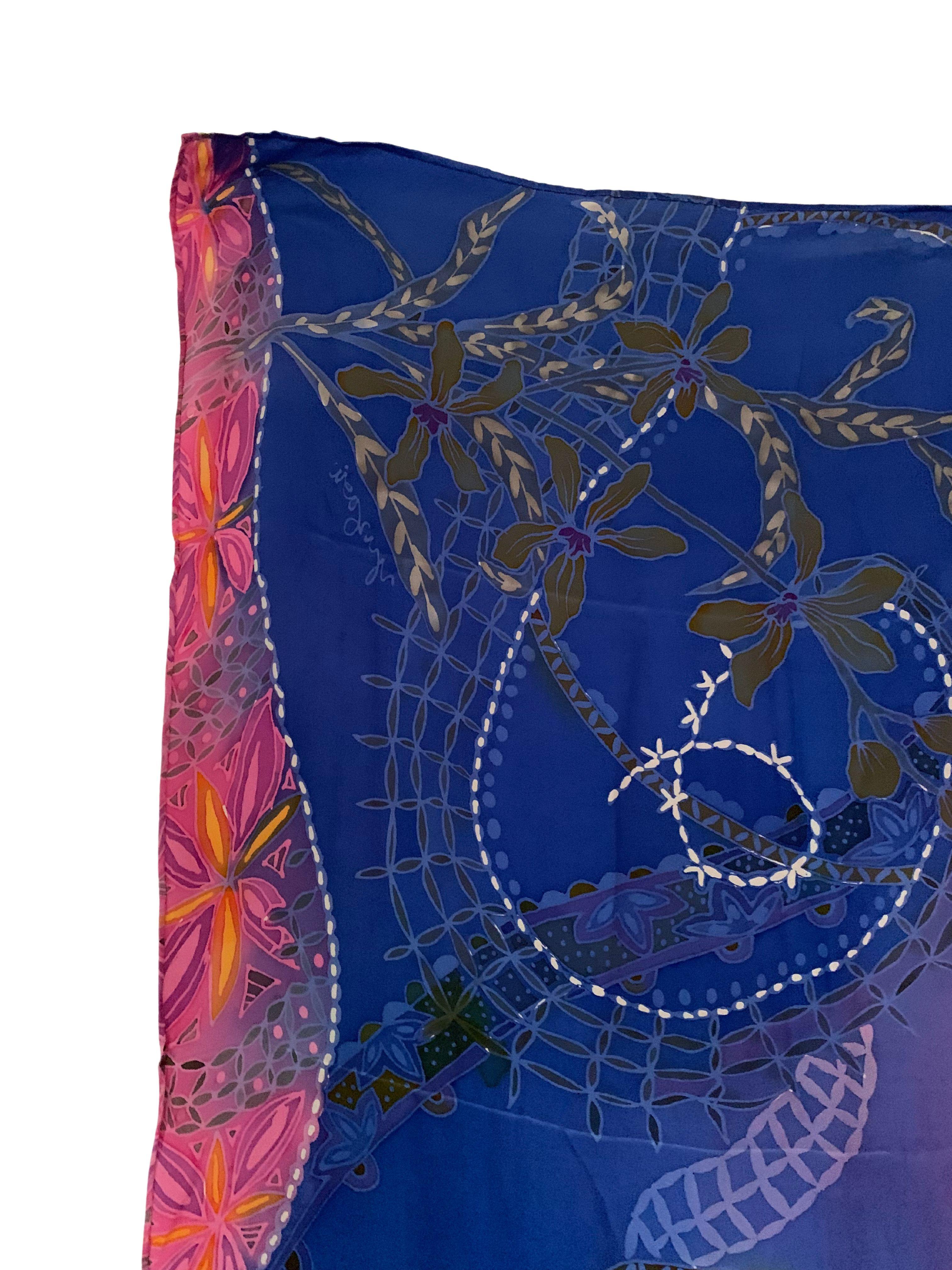 Textile de soie fait main avec des détails étonnants Bon état - En vente à Jimbaran, Bali