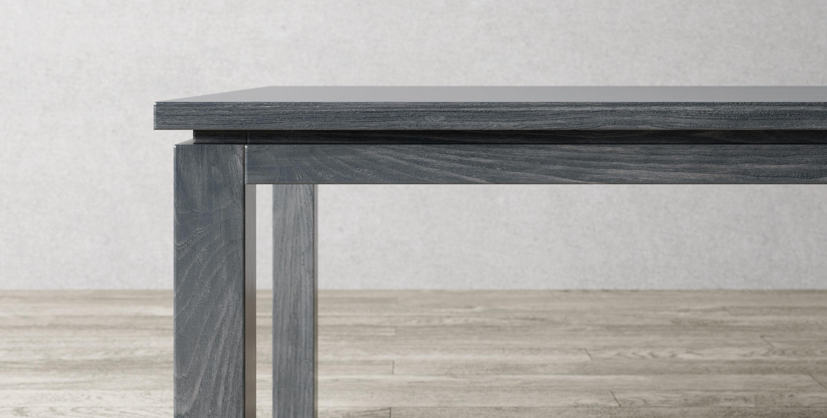 Cette table de salle à manger en teck massif, fabriquée à la main, est un chef-d'œuvre de beauté intemporelle et d'artisanat exceptionnel. Fabriquée en teck doré birman massif, cette table de salle à manger met en valeur l'élégance naturelle et la