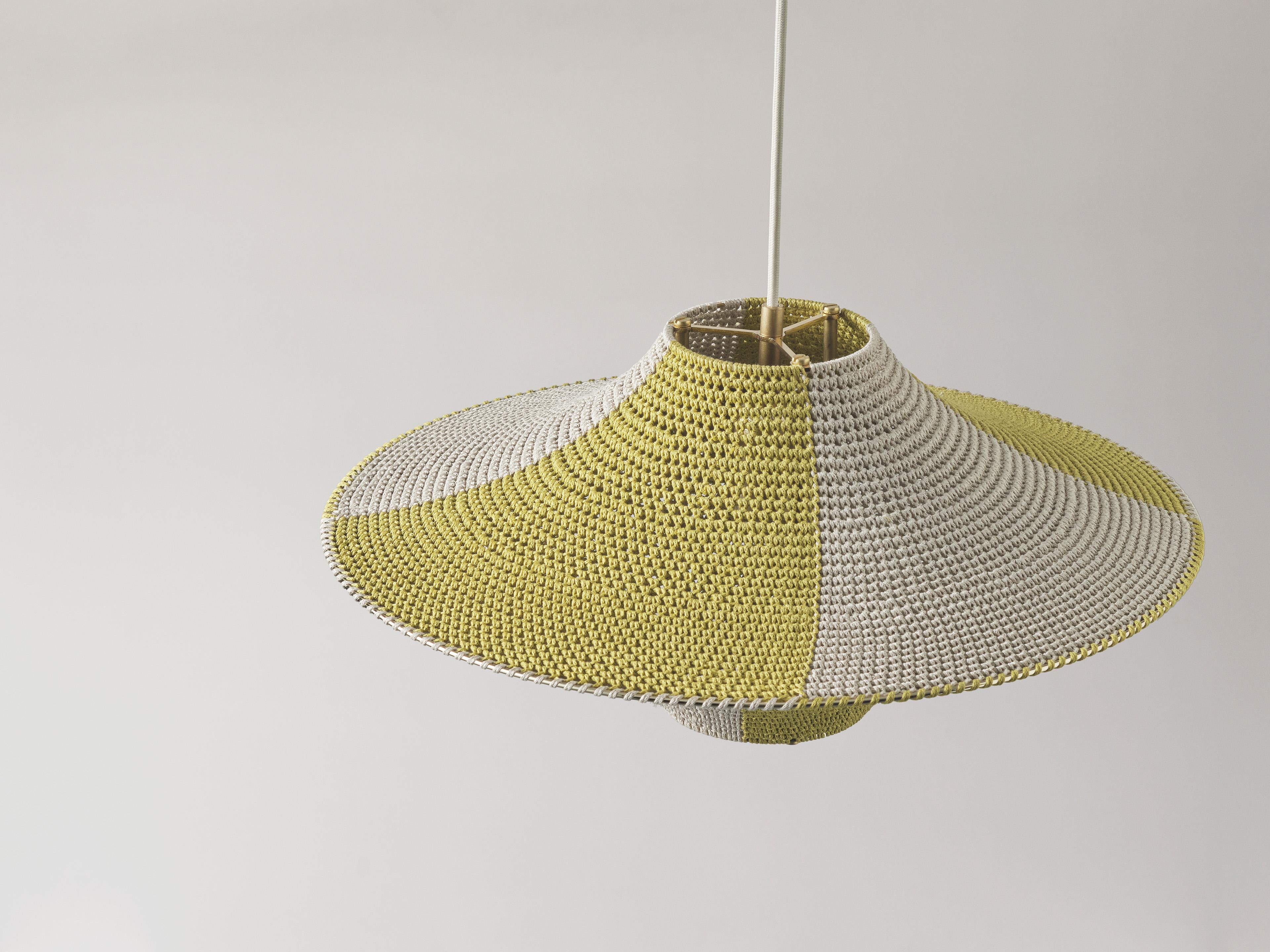 Trío de colgantes artesanales Solitario 01 Arlequín, Ø50cm/19.7in en Nuevo estado para la venta en London, London