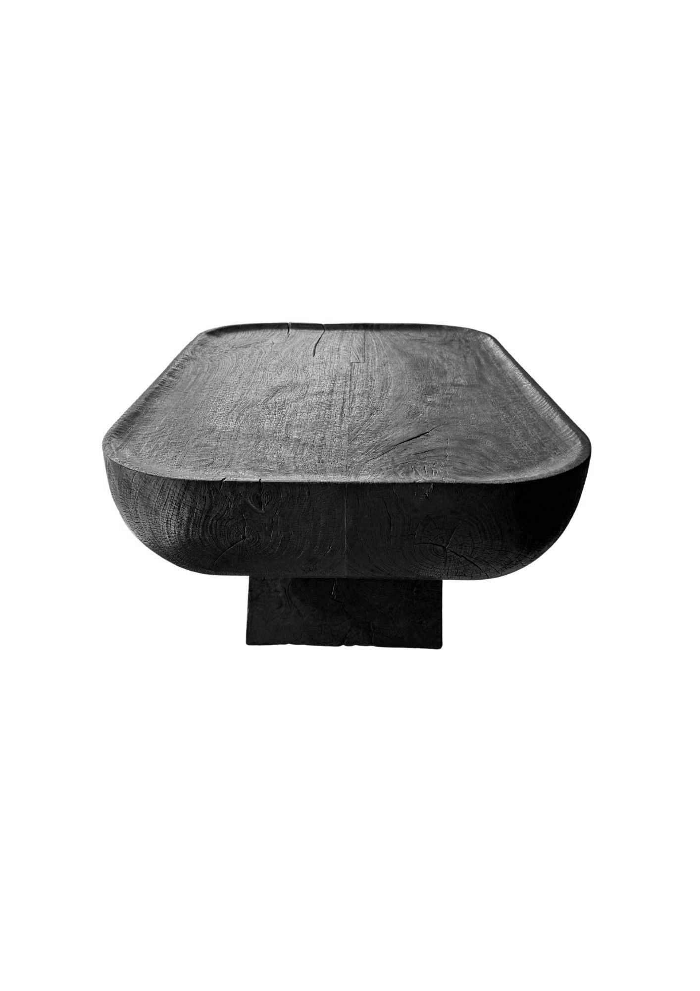 Fait main Hand-Crafted Suar Wood Table Burnt Finish, Modern Organic en vente