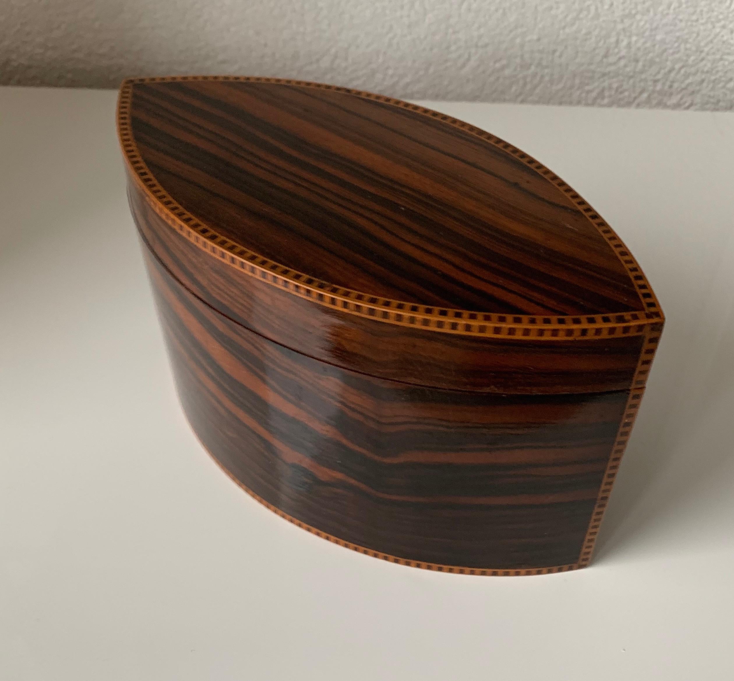 Top Quality and Stunning Shape Art Deco Nutwood, Hardwood and Satinwood Box,  10