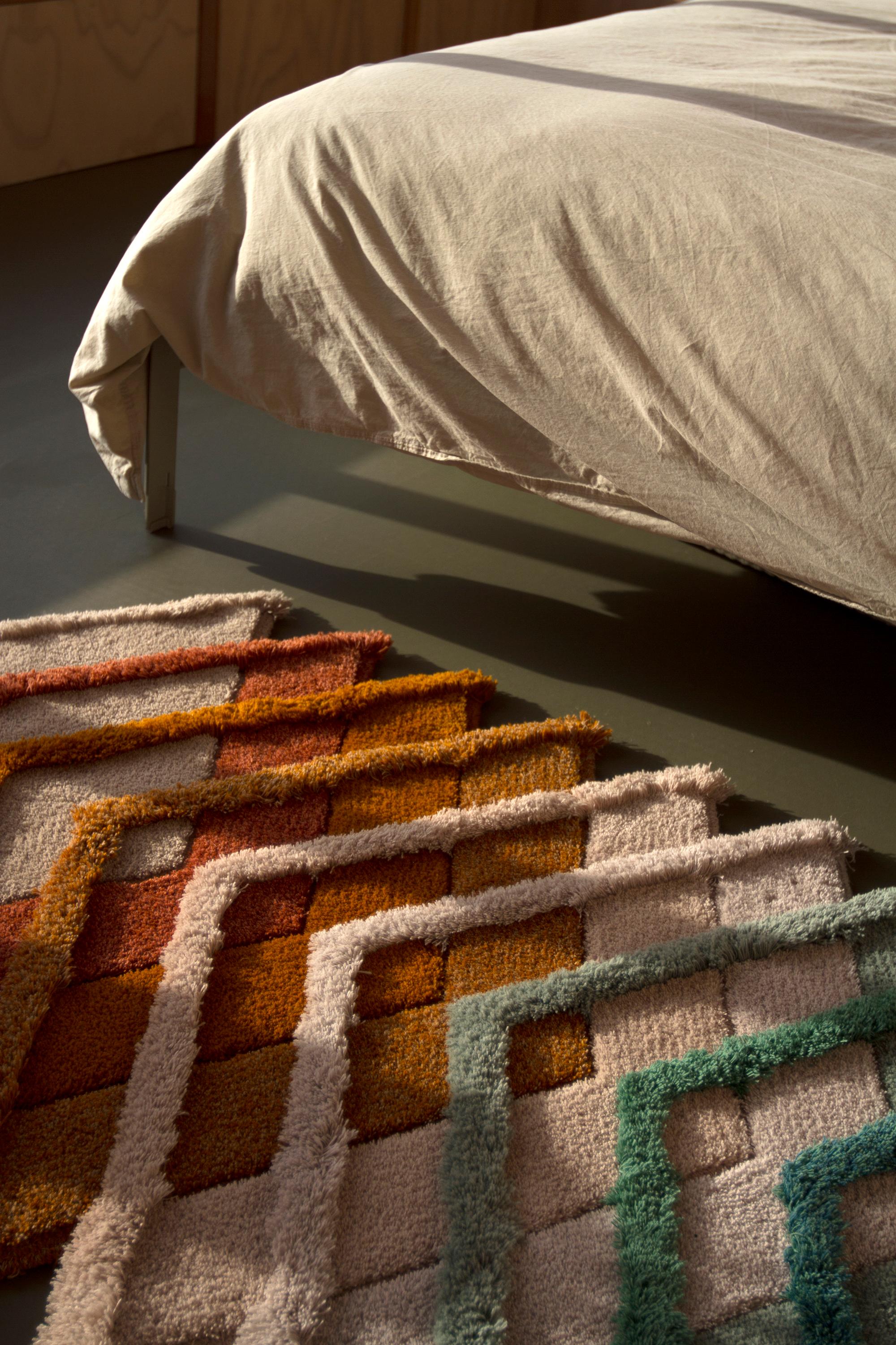English Green, orange & white, hand crafted tufted British wool rug runner For Sale