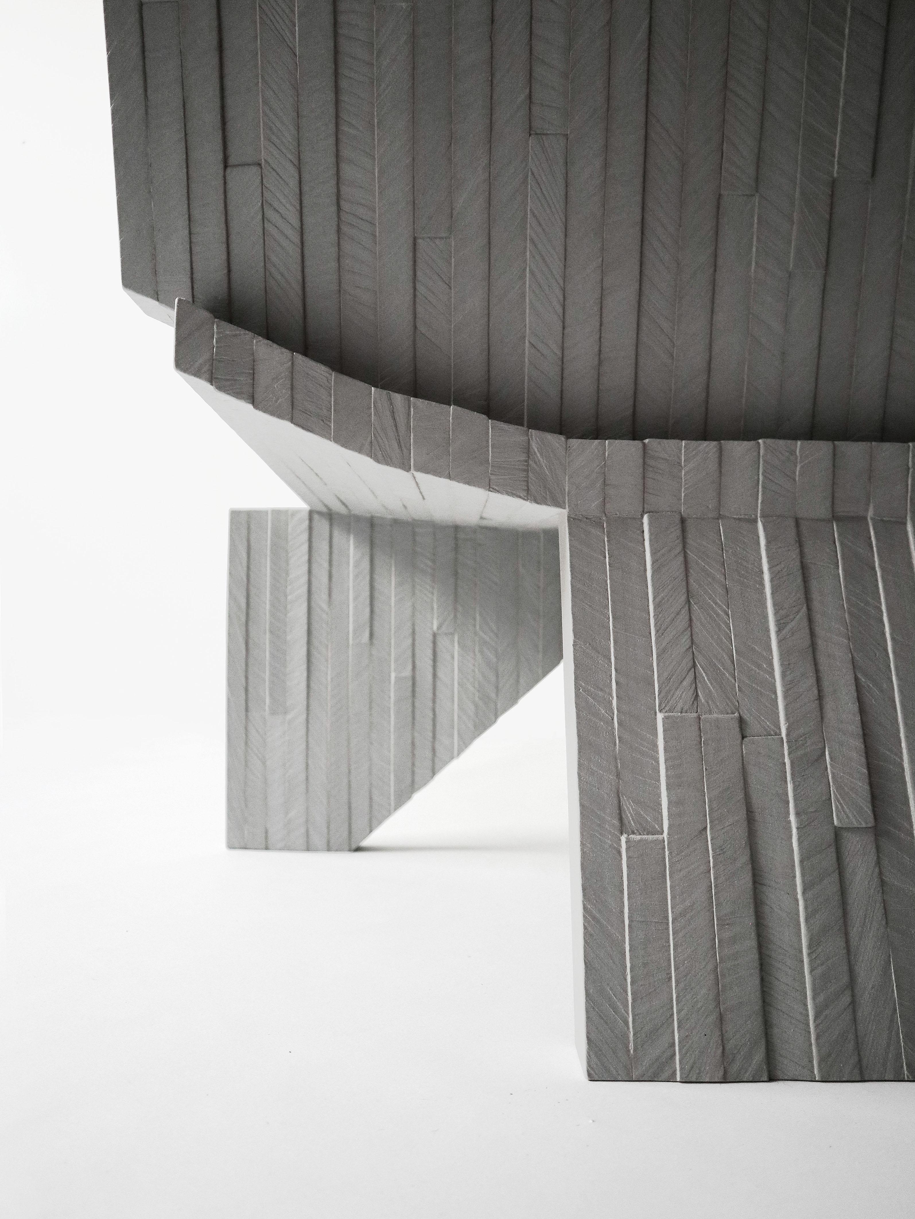 Legno Sedia in legno lavorata a mano, 'BRUTALISTA 03' di Marc Meeuwissen in vendita