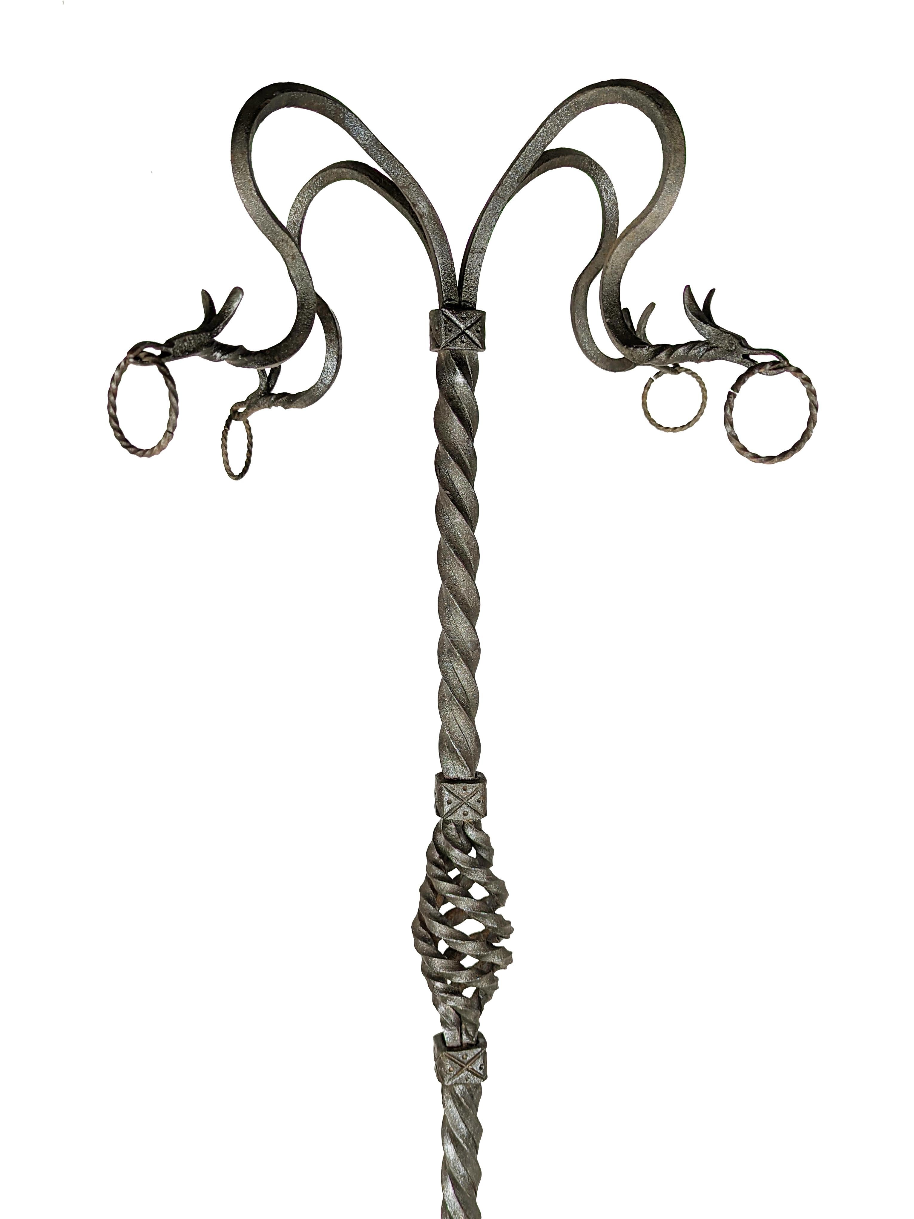 Italian Hand-crafted wrought iron pedestal from the early 1900s attr to A. Mazzucotelli For Sale