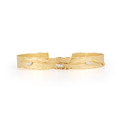Bracciale a bracciale con foglie di vite in oro giallo realizzato a mano