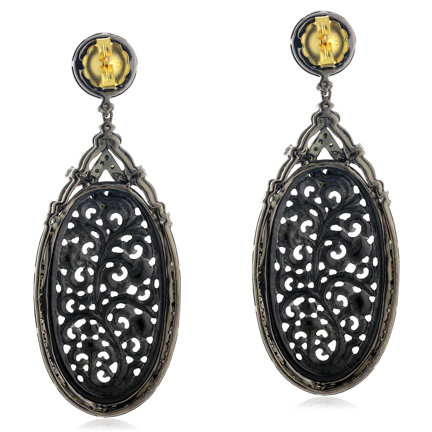 Handgefertigter Ohrring aus schwarzer Jade mit Diamanten im Zustand „Neu“ im Angebot in New York, NY