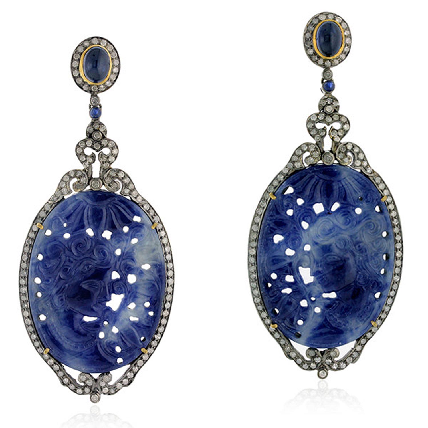Modern Hand Carved Sapphire Earring with Diamonds Set in Silver and Gold For Sale