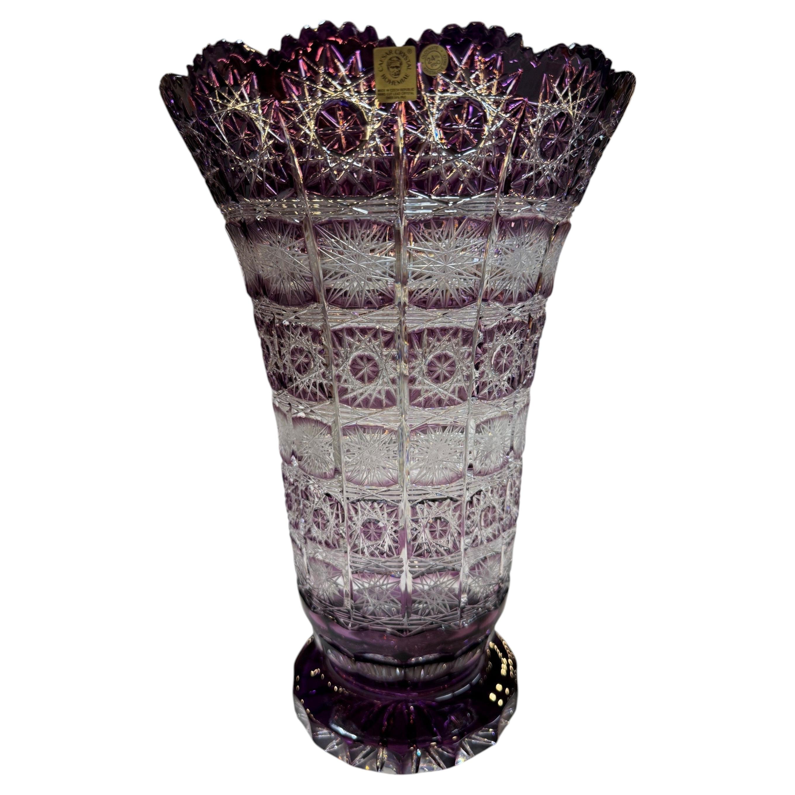 Vase en cristal au plomb et améthyste taillé à la main par Caesar Crystal, République tchèque