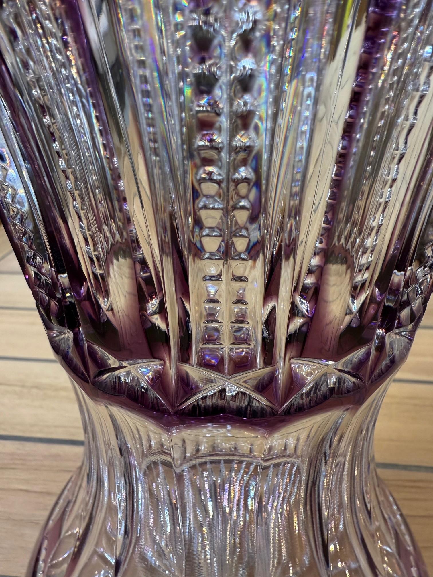 Vase en cristal taillé à la main par Caesar Crystal Bohemiae Co. République tchèque en vente 5