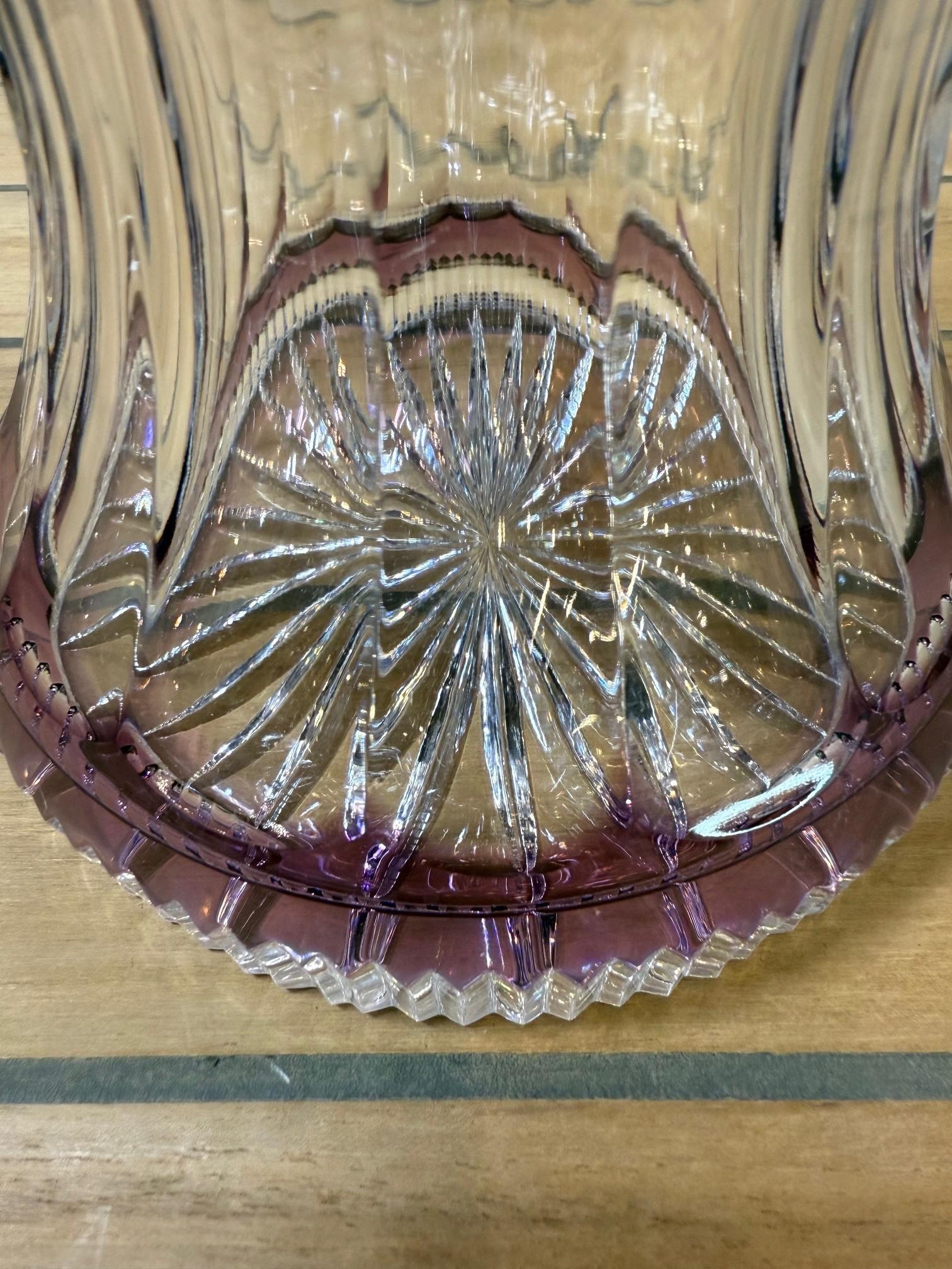 Vase en cristal taillé à la main par Caesar Crystal Bohemiae Co. République tchèque en vente 7