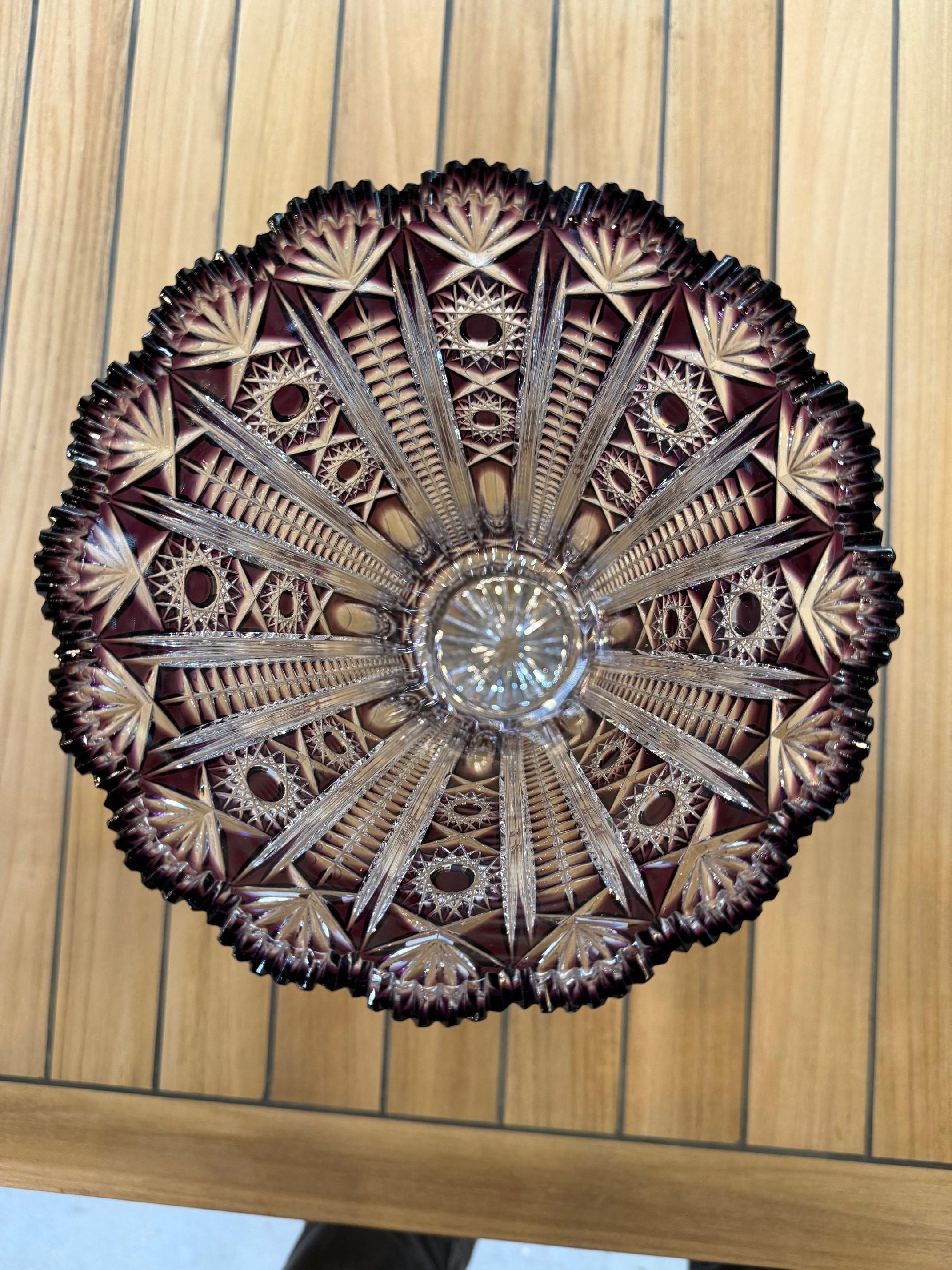 Vase en cristal taillé à la main par Caesar Crystal Bohemiae Co. République tchèque en vente 8