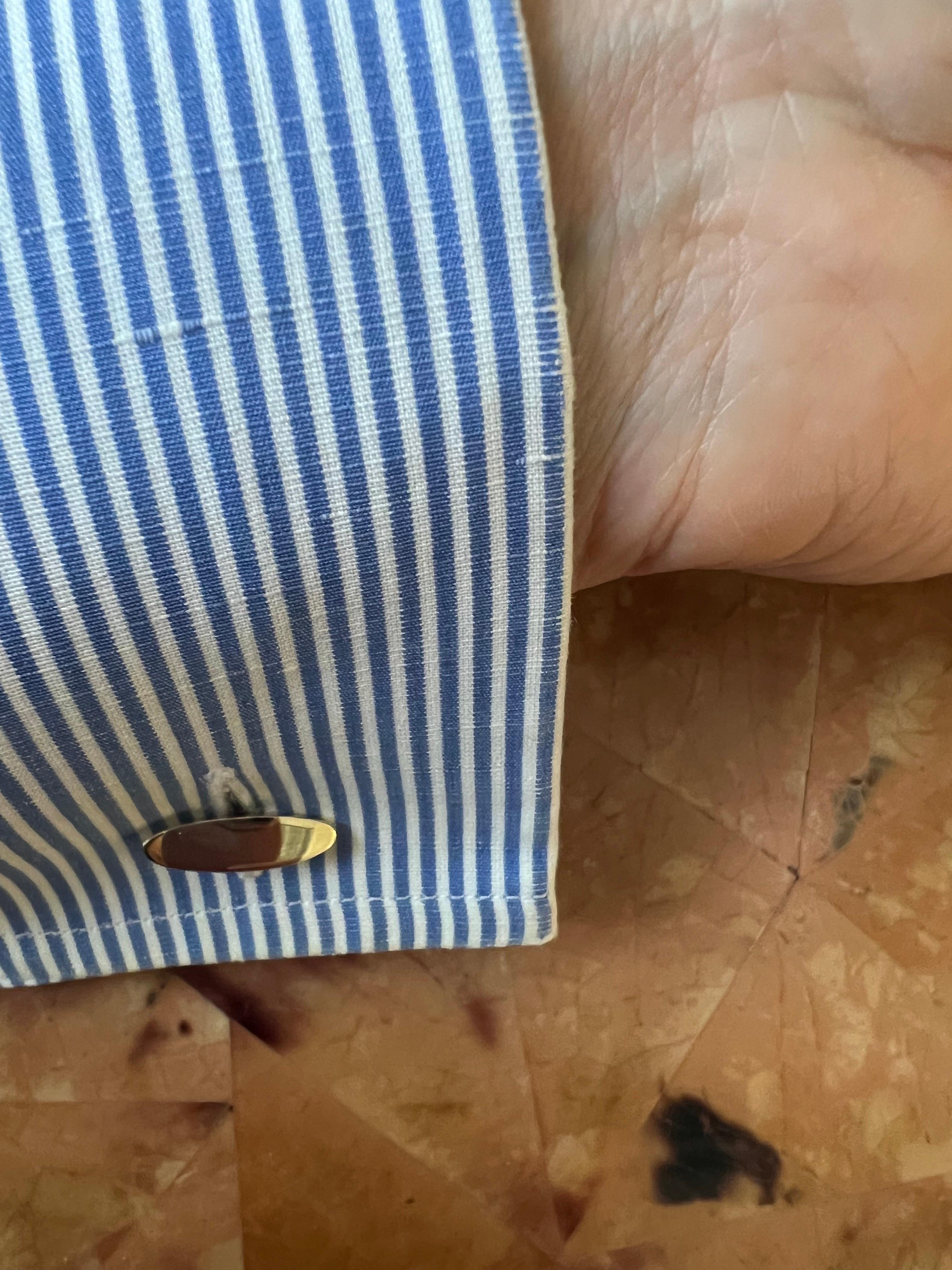 Women's or Men's Hand-Cut Lapis Cufflinks in 14k Yellow Gold For Sale
