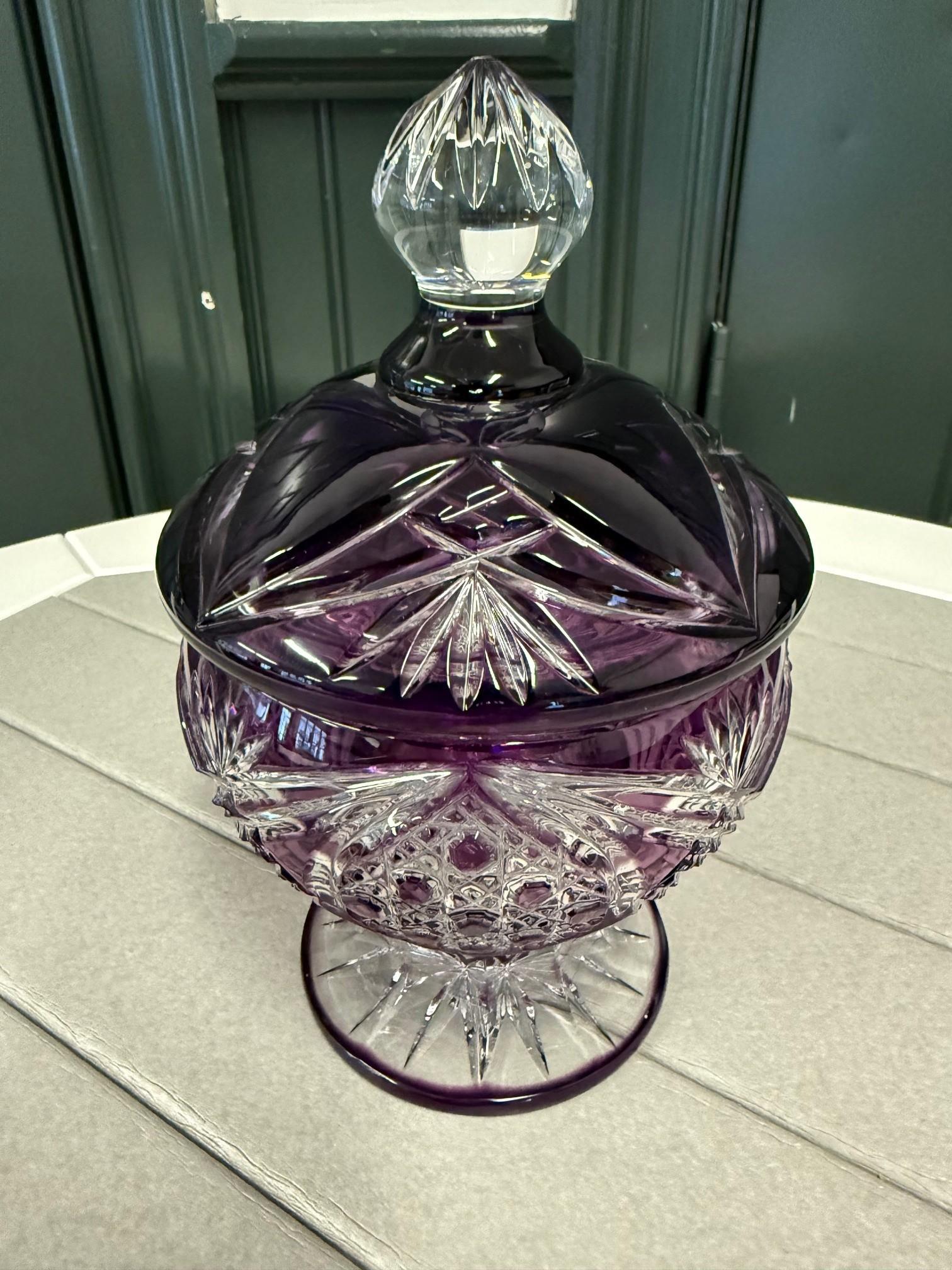 Hand Cut Lead Crystal Candy Dish with Cover by Caesar Crystal Bohemiae Co. In Good Condition For Sale In Stamford, CT