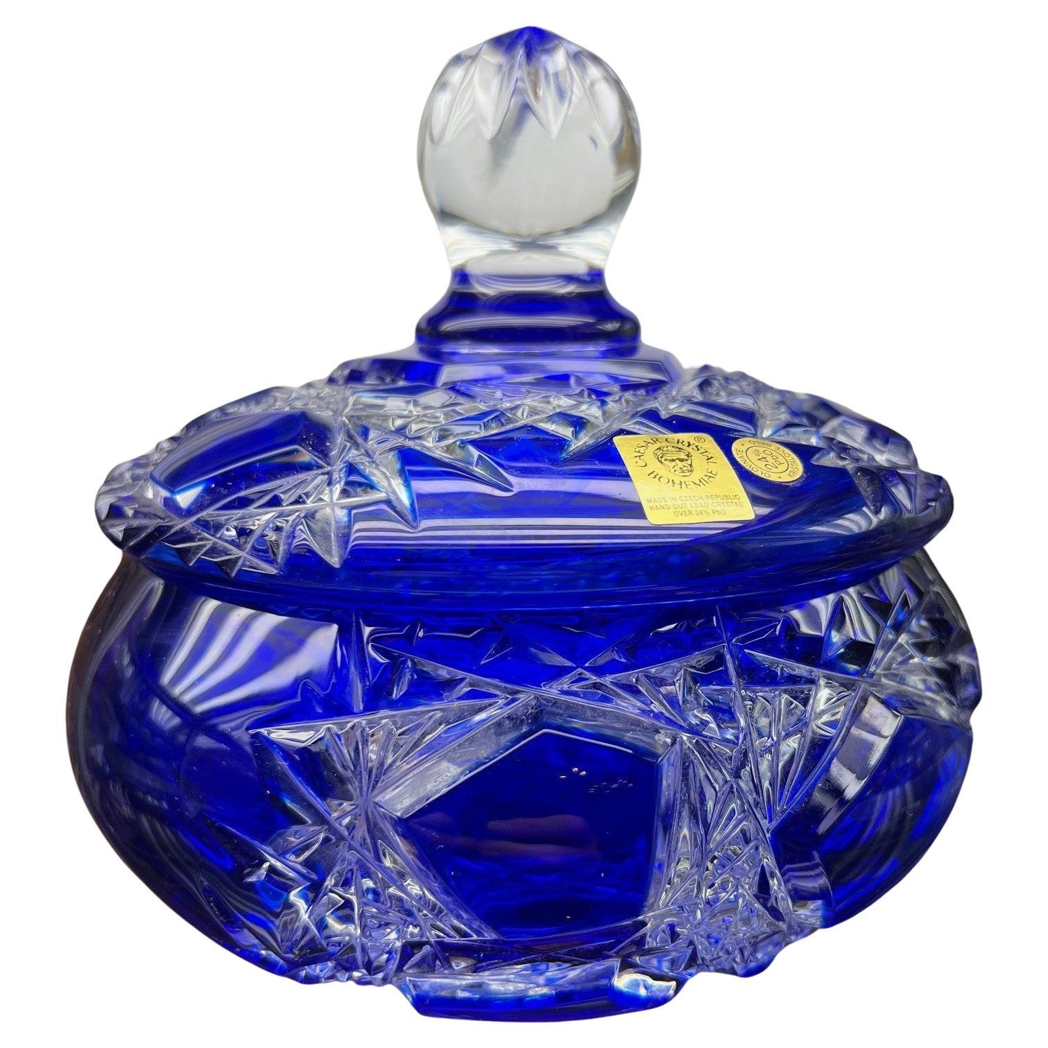 Bombonera de Cristal de Plomo Tallado a Mano con Tapa de Caesar Crystal Bohemiae Co.